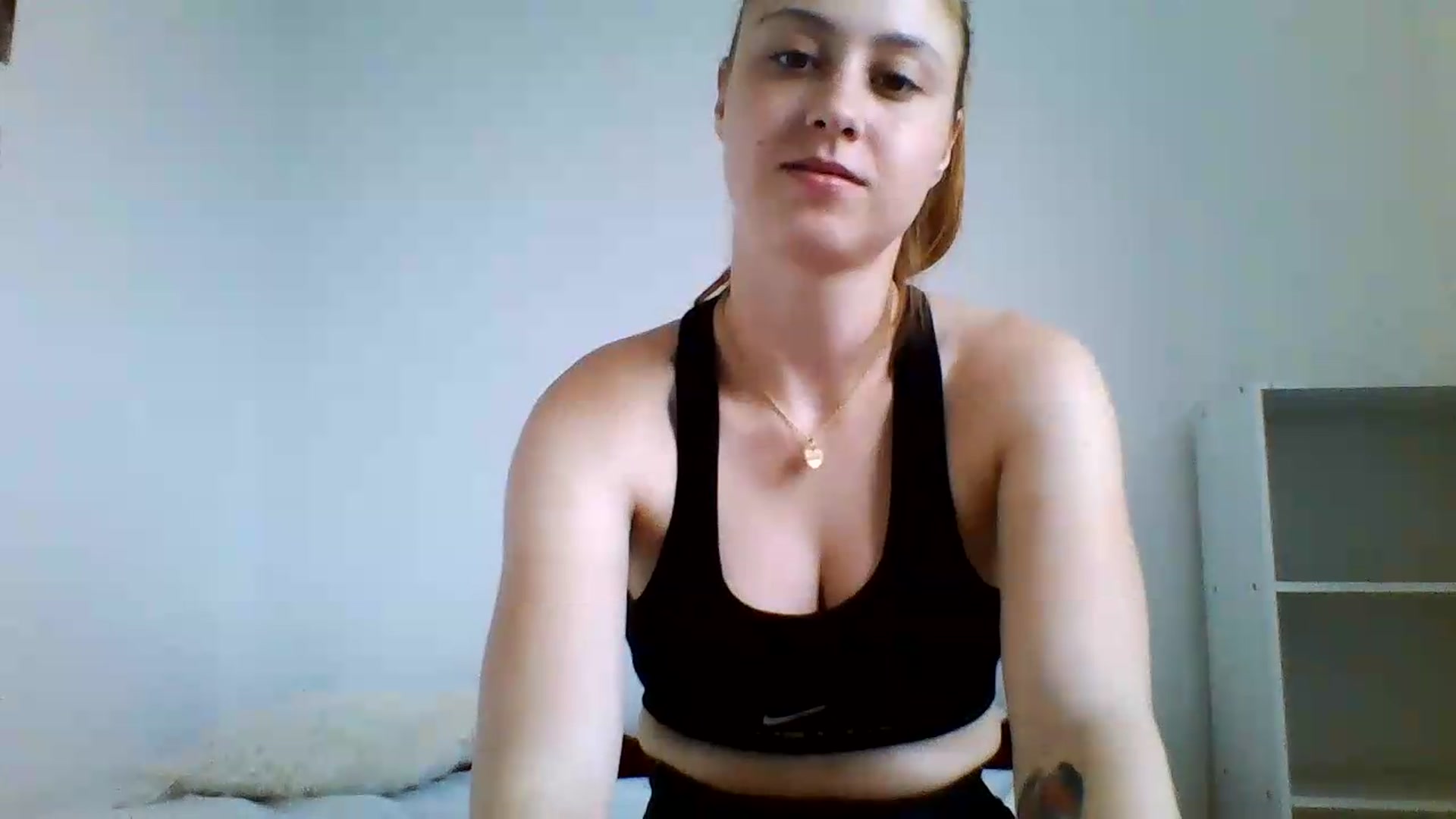 Gallery image thumbnail from RosalieNoir's myfreecams stream on, 07/03/2026, 18:49 image 11 of 20
