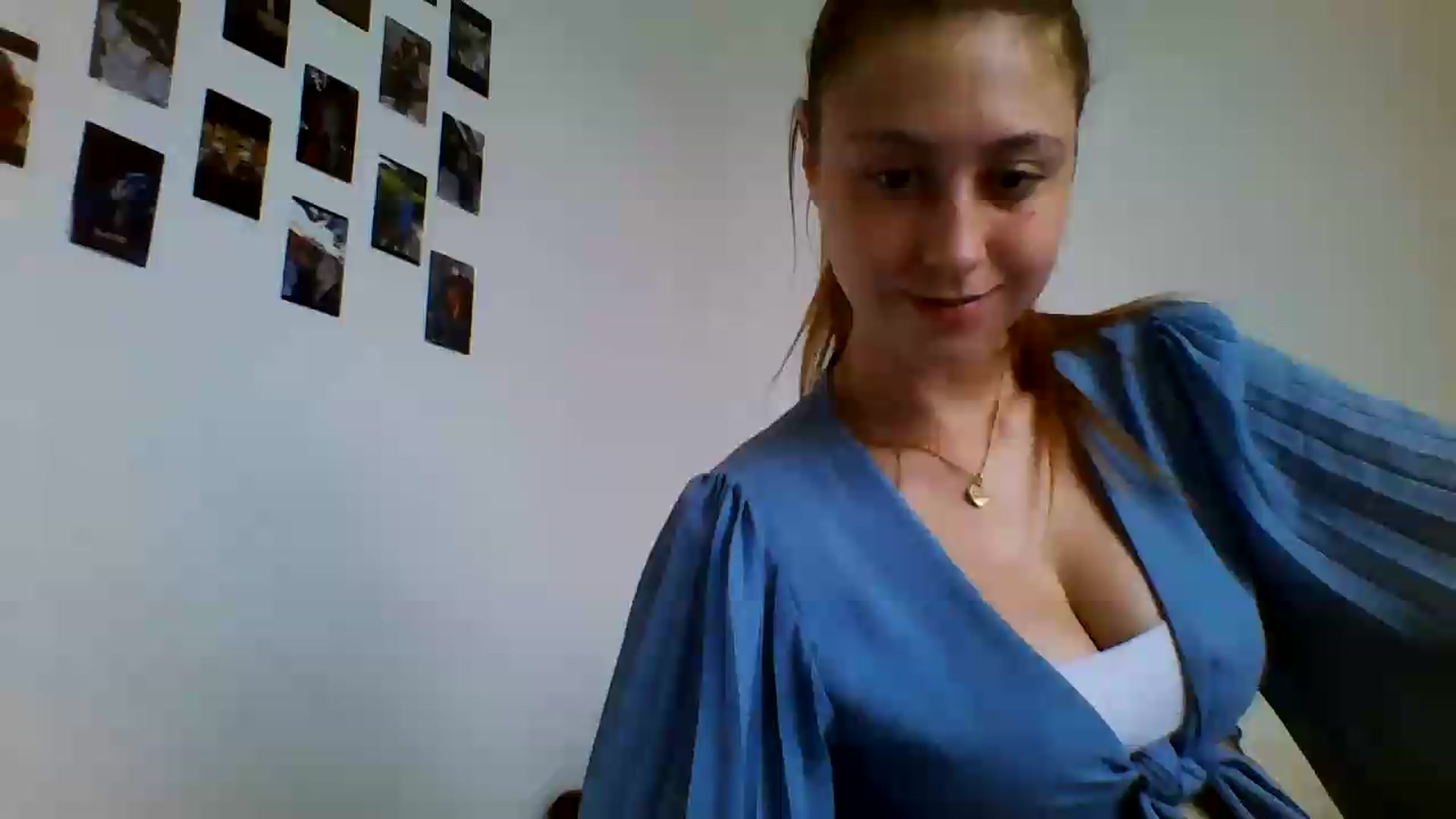 Gallery image thumbnail from RosalieNoir's myfreecams stream on, 07/05/2026, 11:28 image 14 of 20