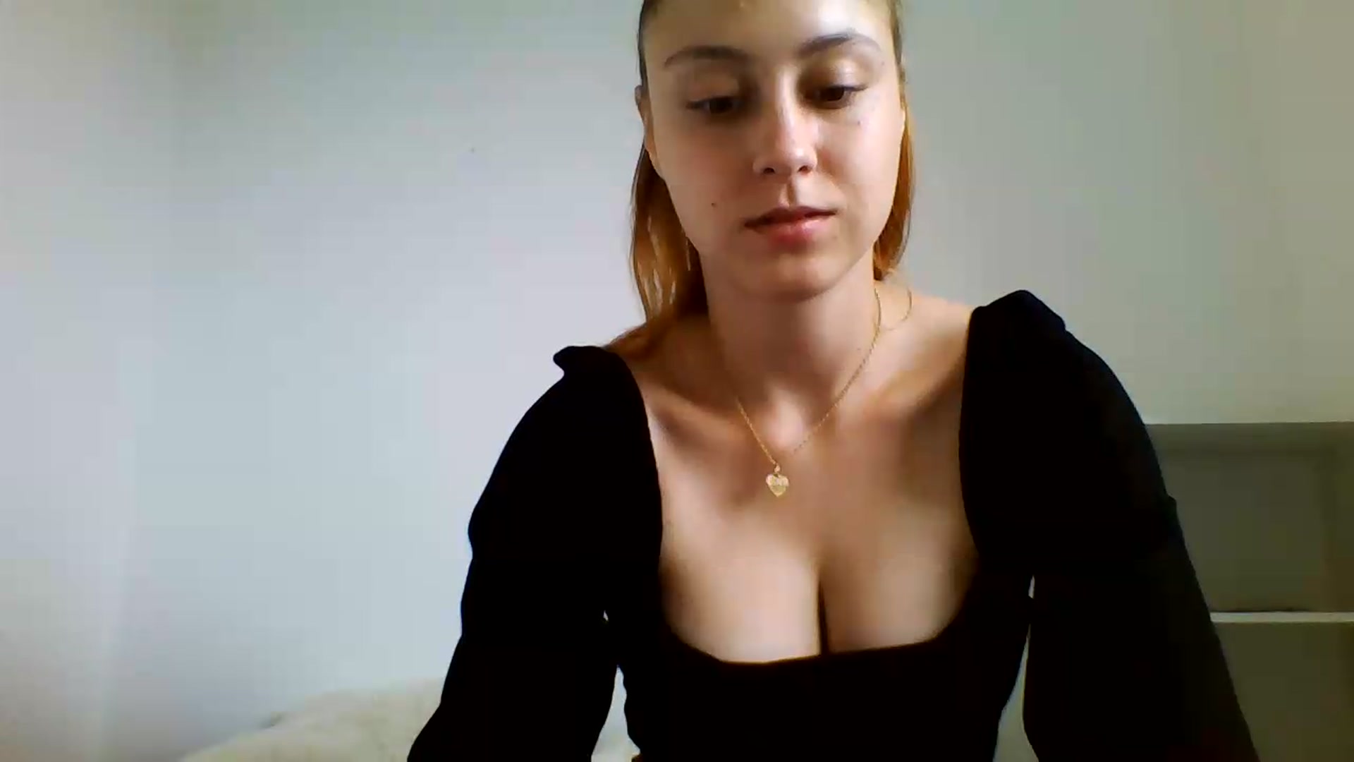 Gallery image thumbnail from RosalieNoir's myfreecams stream on, 07/08/2026, 17:03 image 10 of 20