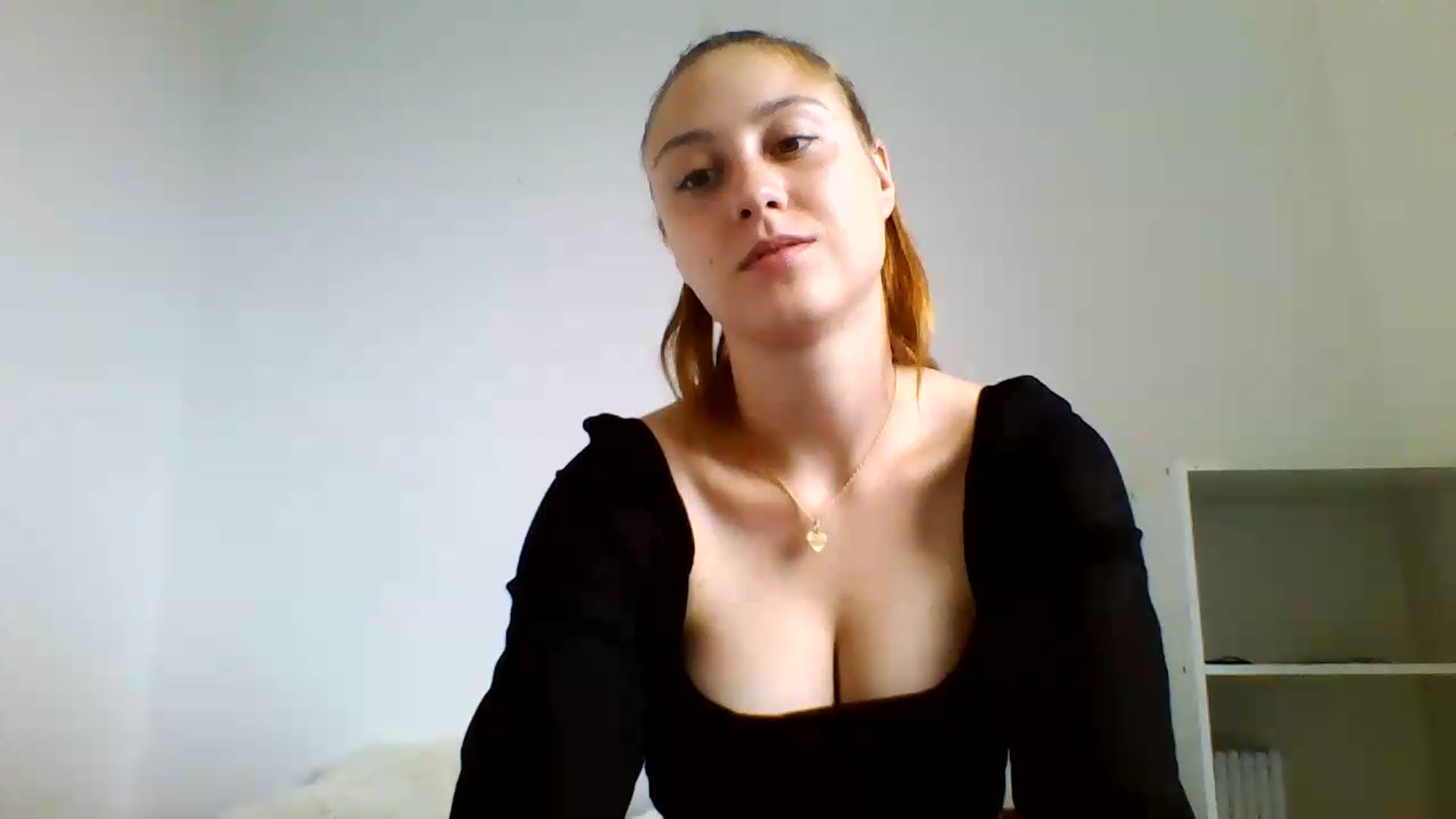 Gallery image thumbnail from RosalieNoir's myfreecams stream on, 07/08/2026, 17:03 image 13 of 20
