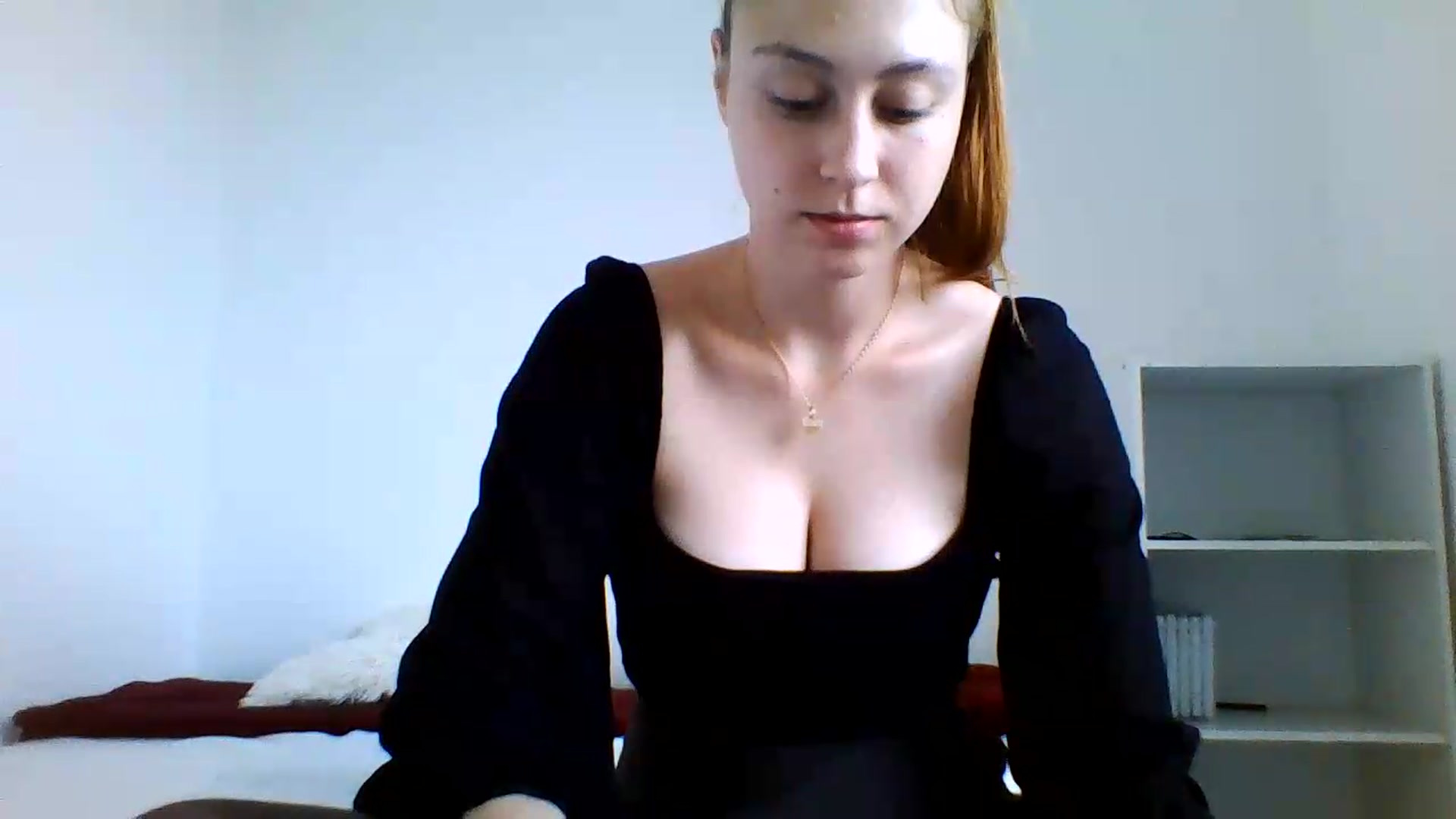 Gallery image thumbnail from RosalieNoir's myfreecams stream on, 07/08/2026, 17:58 image 2 of 20