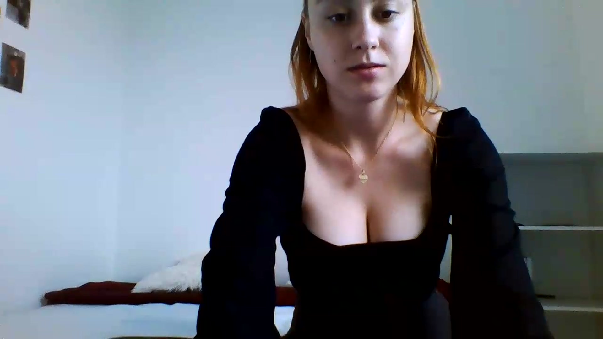 Gallery image thumbnail from RosalieNoir's myfreecams stream on, 07/08/2026, 17:58 image 7 of 20