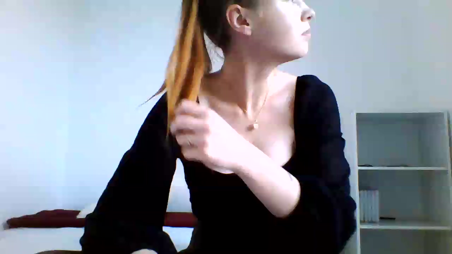 Gallery image thumbnail from RosalieNoir's myfreecams stream on, 07/08/2026, 17:58 image 1 of 20