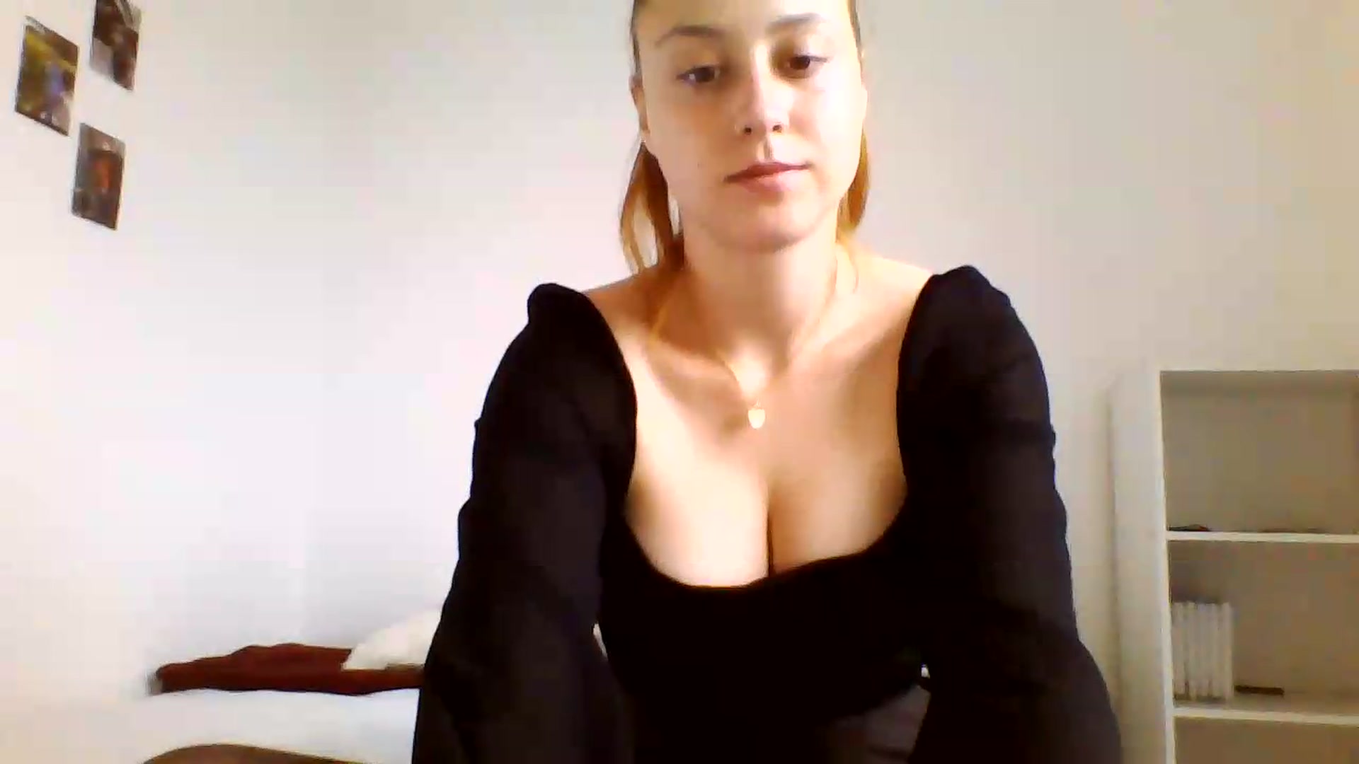 Gallery image thumbnail from RosalieNoir's myfreecams stream on, 07/08/2026, 19:35 image 13 of 20