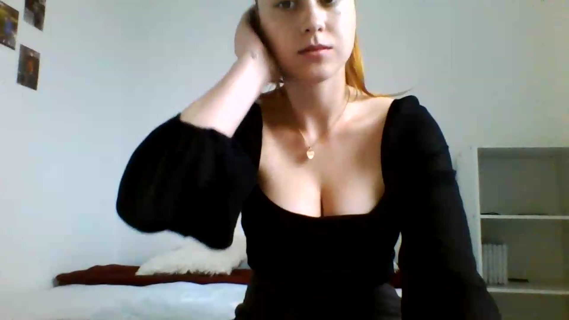 Gallery image thumbnail from RosalieNoir's myfreecams stream on, 07/08/2026, 19:35 image 6 of 20