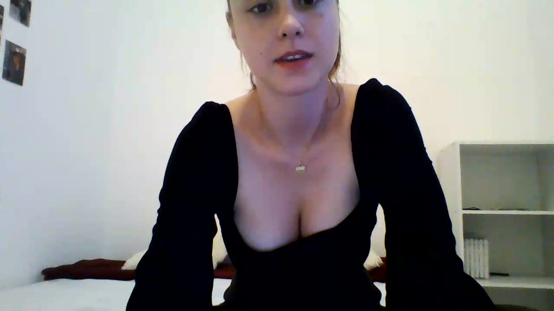 Gallery image thumbnail from RosalieNoir's myfreecams stream on, 07/08/2026, 20:13 image 9 of 20