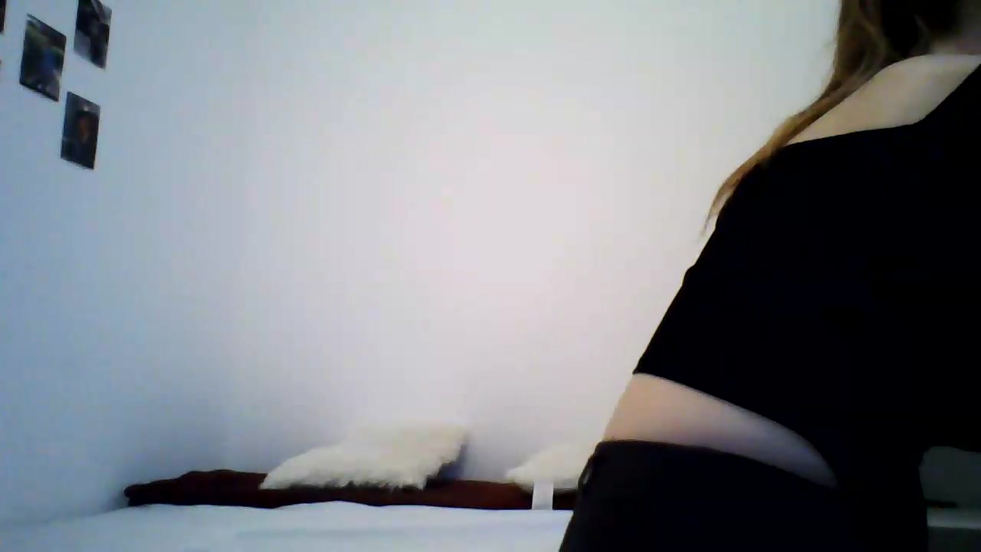 Gallery image thumbnail from RosalieNoir's myfreecams stream on, 07/08/2026, 20:13 image 3 of 20