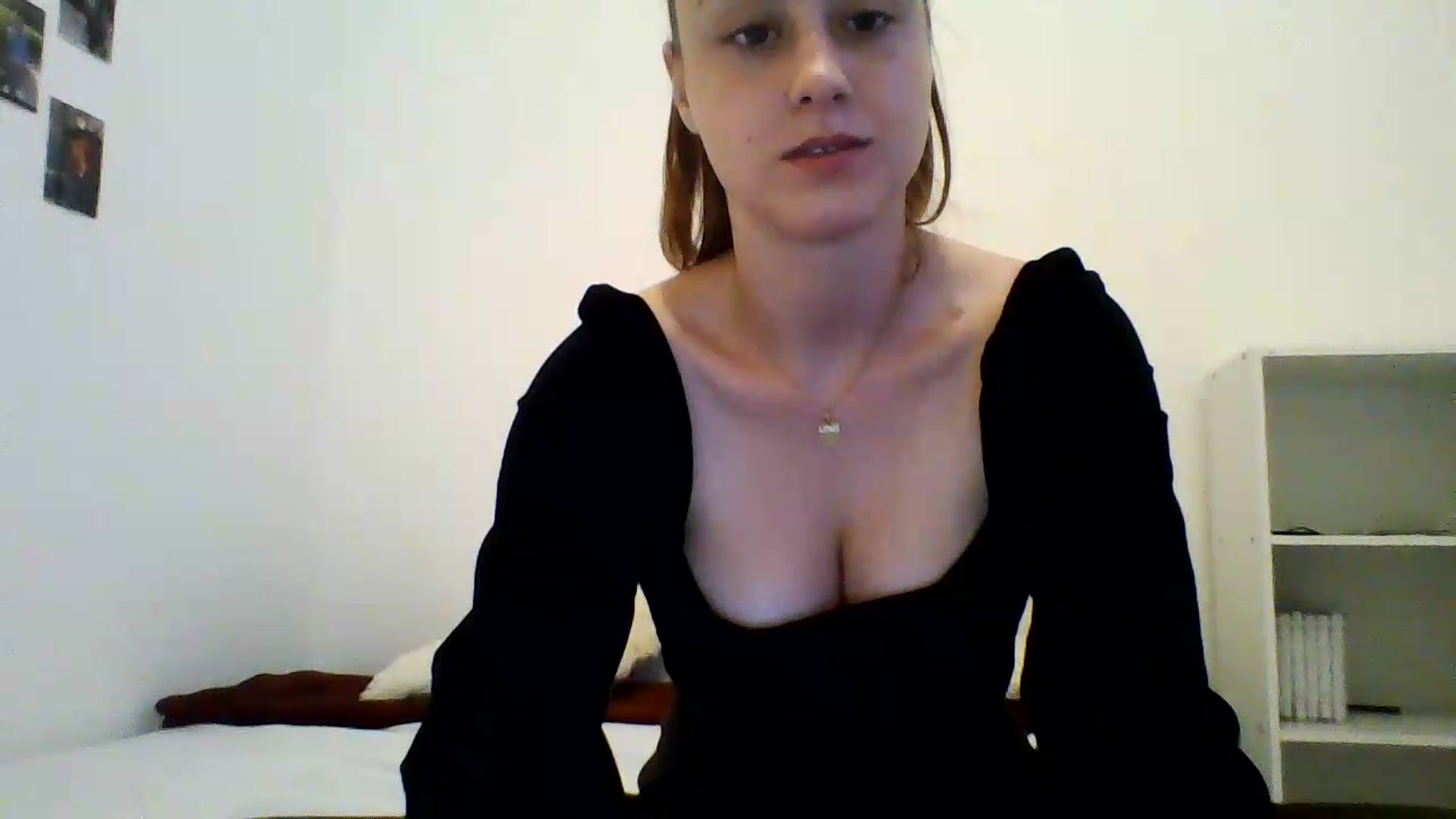 Gallery image thumbnail from RosalieNoir's myfreecams stream on, 07/08/2026, 20:13 image 14 of 20