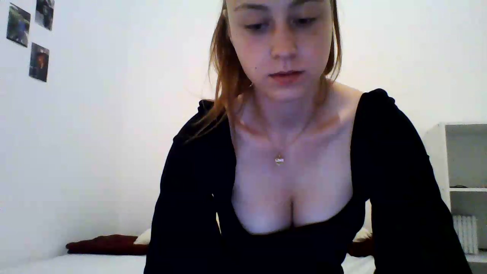 Gallery image thumbnail from RosalieNoir's myfreecams stream on, 07/08/2026, 21:01 image 17 of 20