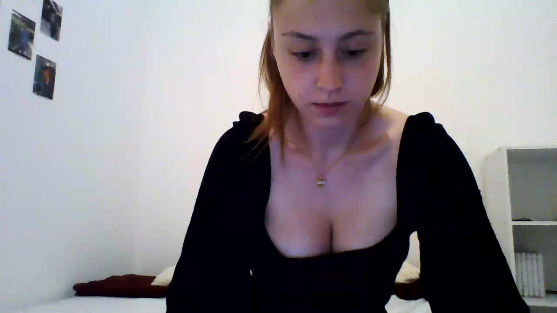 Gallery image thumbnail from RosalieNoir's myfreecams stream on, 07/08/2026, 21:01 image 20 of 20