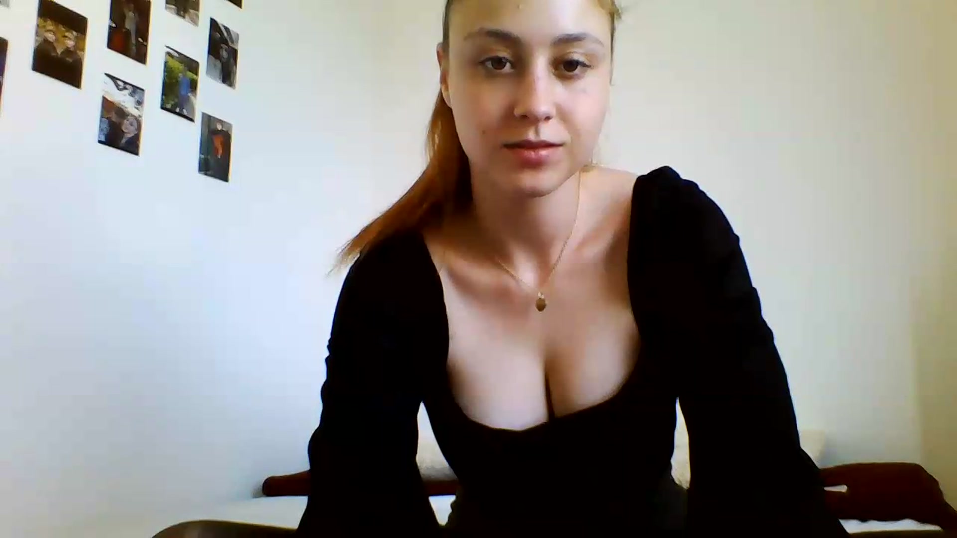 Gallery image thumbnail from RosalieNoir's myfreecams stream on, 07/09/2026, 16:04 image 20 of 20