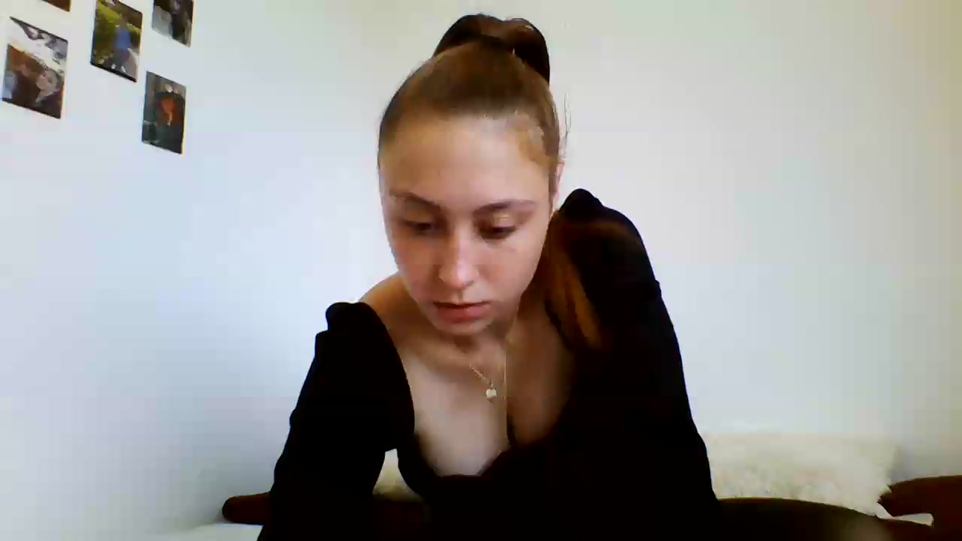 Gallery image thumbnail from RosalieNoir's myfreecams stream on, 07/09/2026, 16:04 image 1 of 20