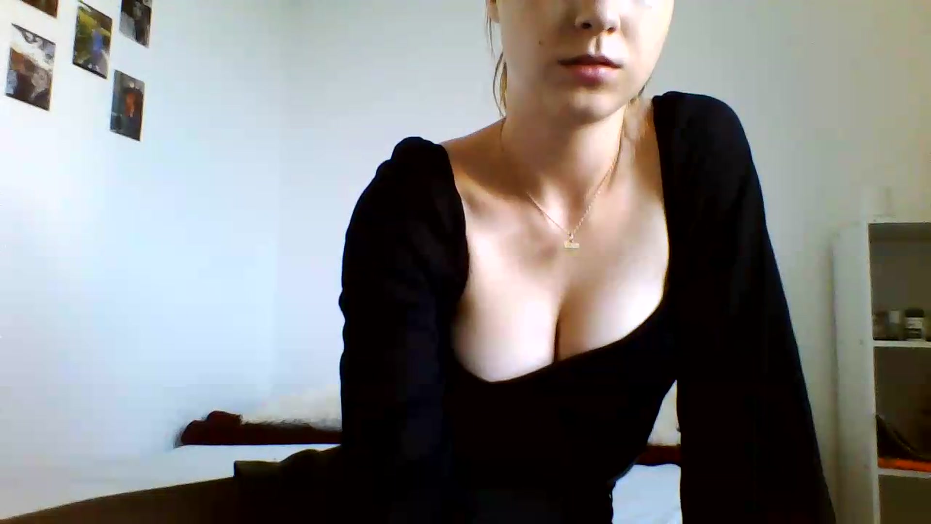 Gallery image thumbnail from RosalieNoir's myfreecams stream on, 07/09/2026, 18:41 image 20 of 20