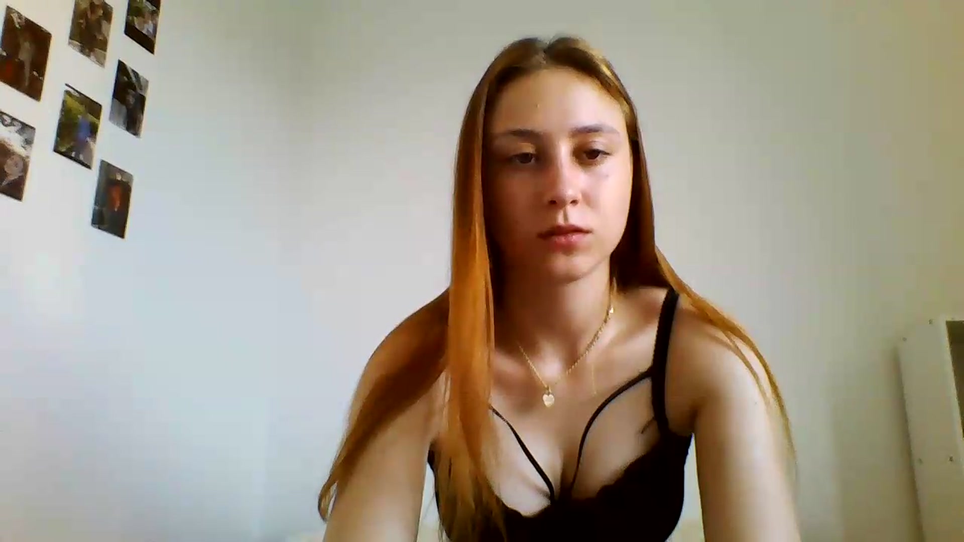 Gallery image thumbnail from RosalieNoir's myfreecams stream on, 07/10/2026, 18:02 image 12 of 20