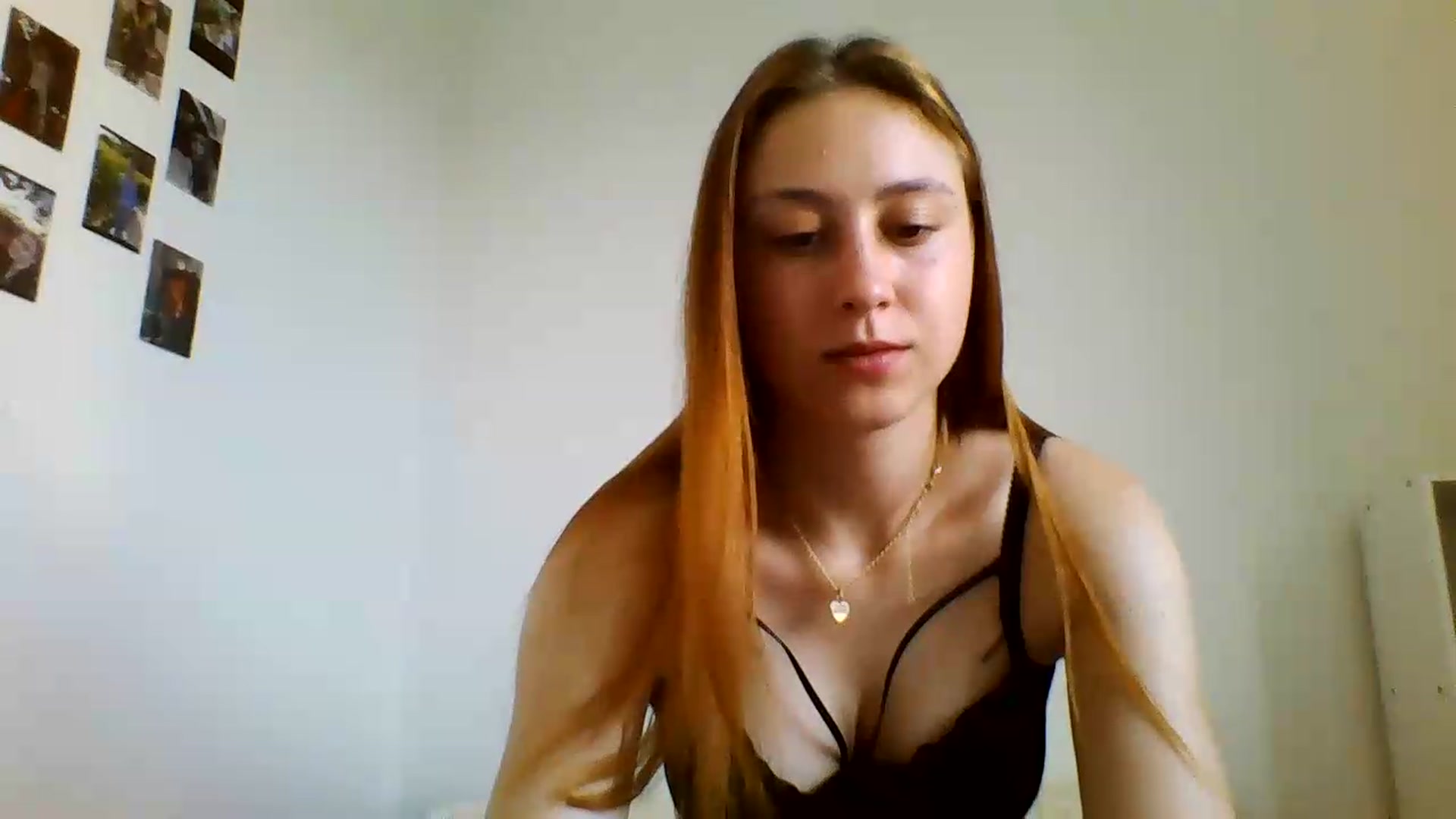 Gallery image thumbnail from RosalieNoir's myfreecams stream on, 07/10/2026, 18:02 image 13 of 20