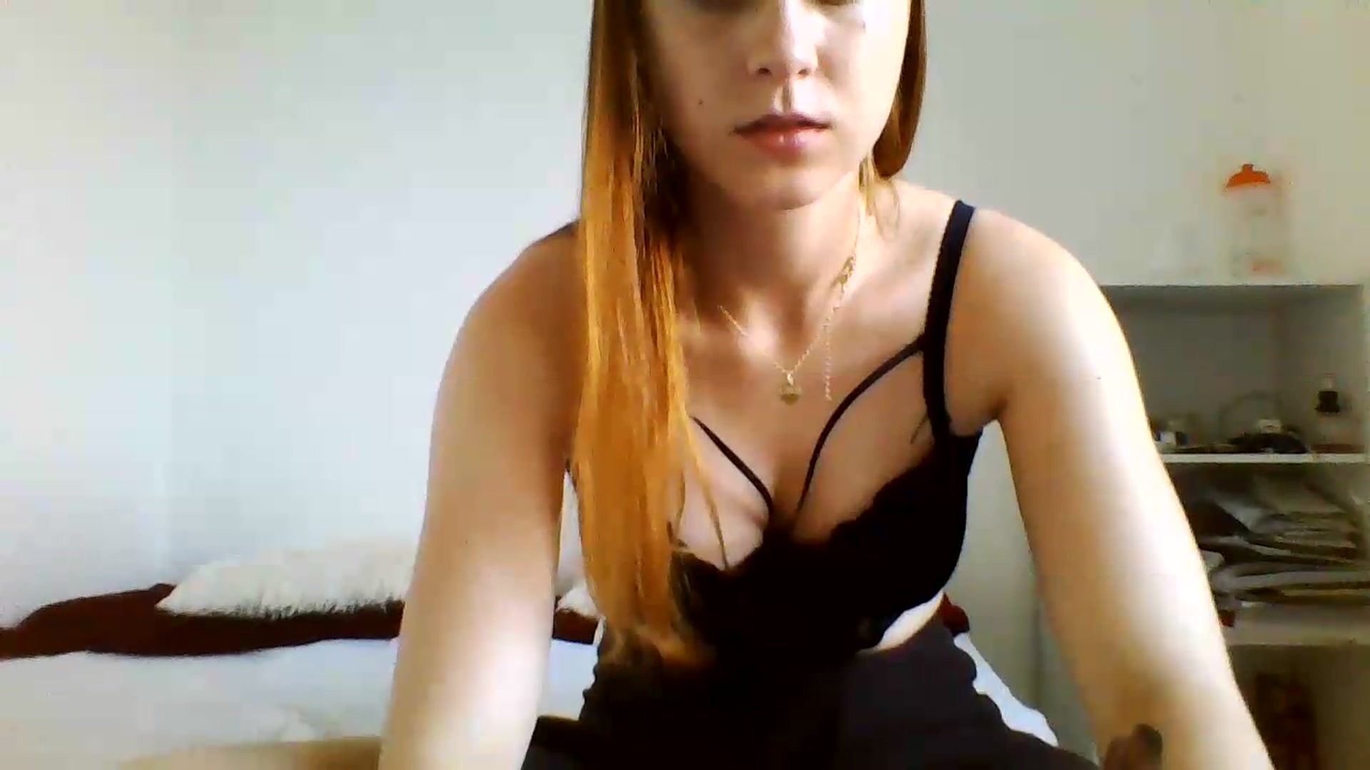 Gallery image thumbnail from RosalieNoir's myfreecams stream on, 07/10/2026, 19:32 image 11 of 20