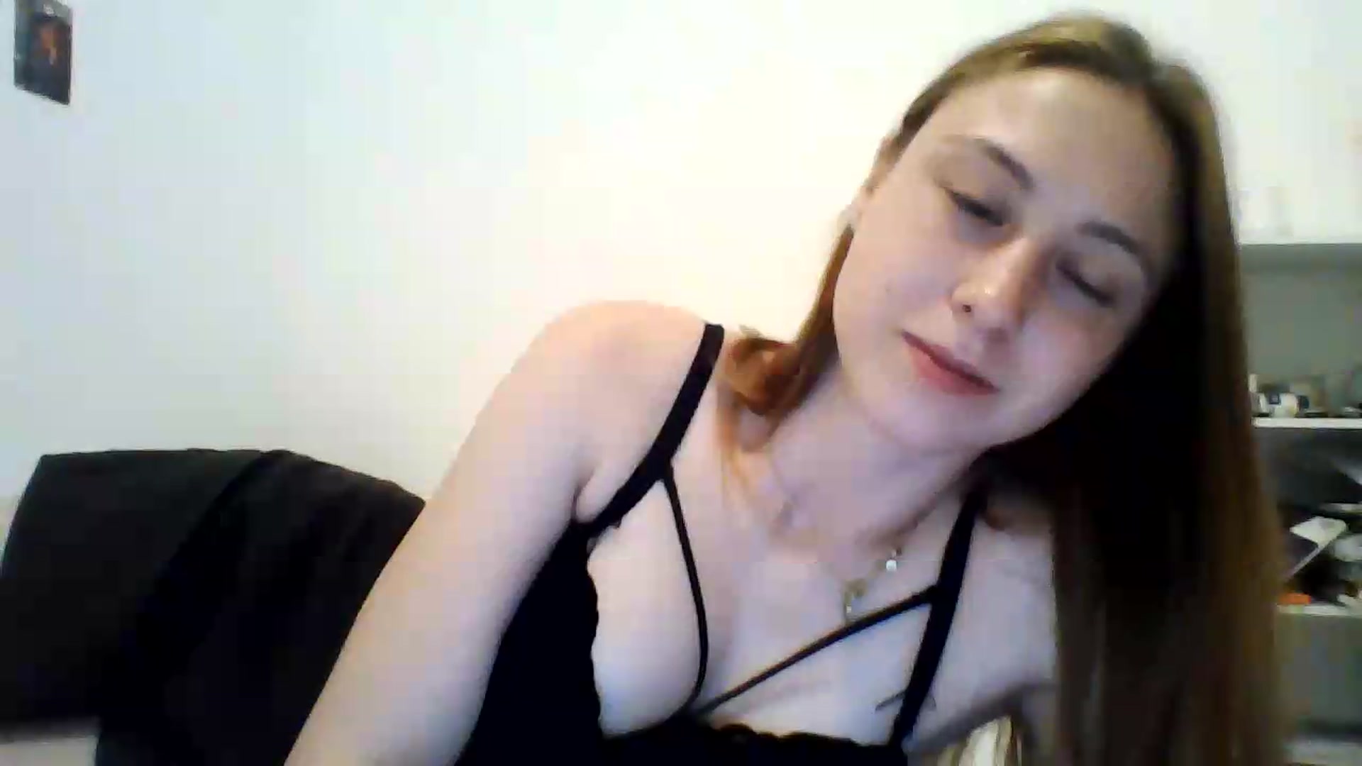 Gallery image thumbnail from RosalieNoir's myfreecams stream on, 07/10/2026, 21:06 image 4 of 20