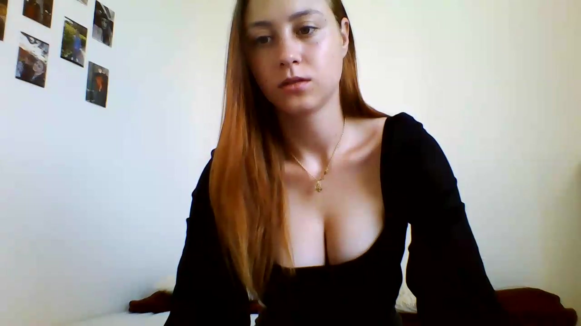 Gallery image thumbnail from RosalieNoir's myfreecams stream on, 07/11/2026, 08:19 image 9 of 20