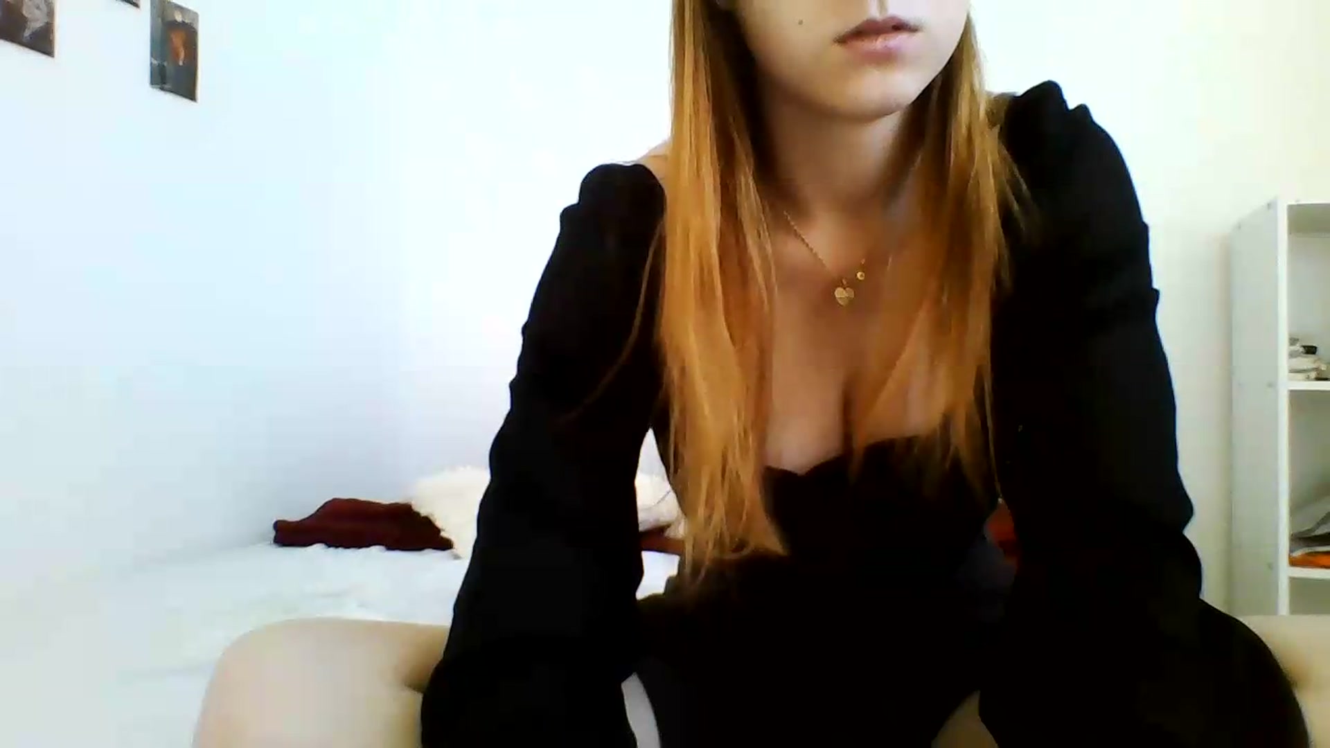 Gallery image thumbnail from RosalieNoir's myfreecams stream on, 07/11/2026, 09:05 image 10 of 20