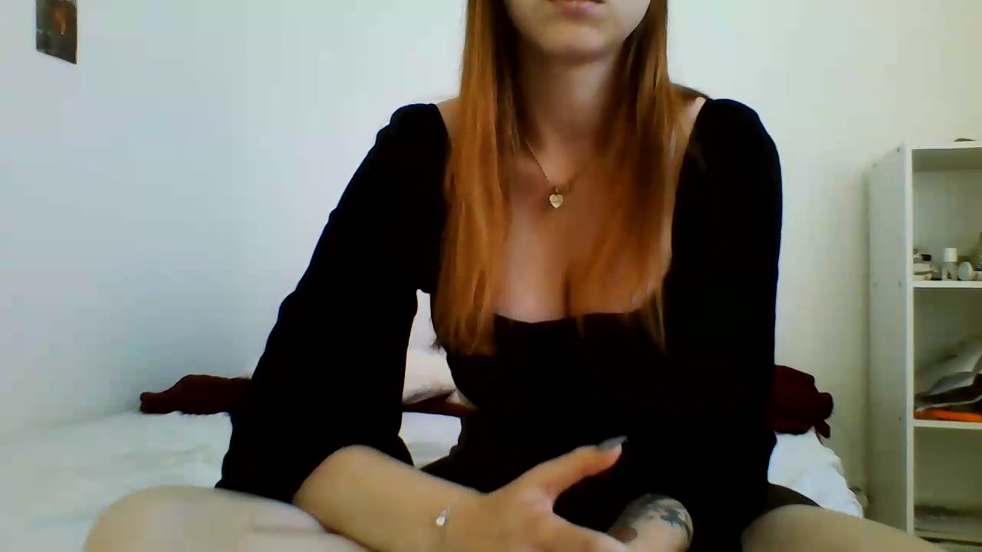 Gallery image thumbnail from RosalieNoir's myfreecams stream on, 07/11/2026, 09:05 image 18 of 20