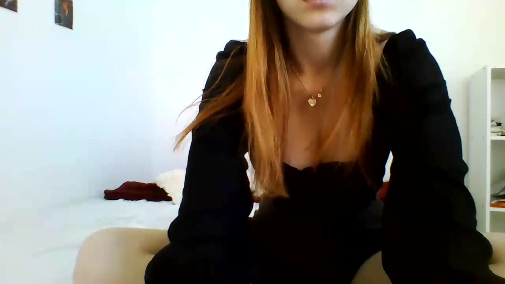 Gallery image thumbnail from RosalieNoir's myfreecams stream on, 07/11/2026, 09:05 image 7 of 20