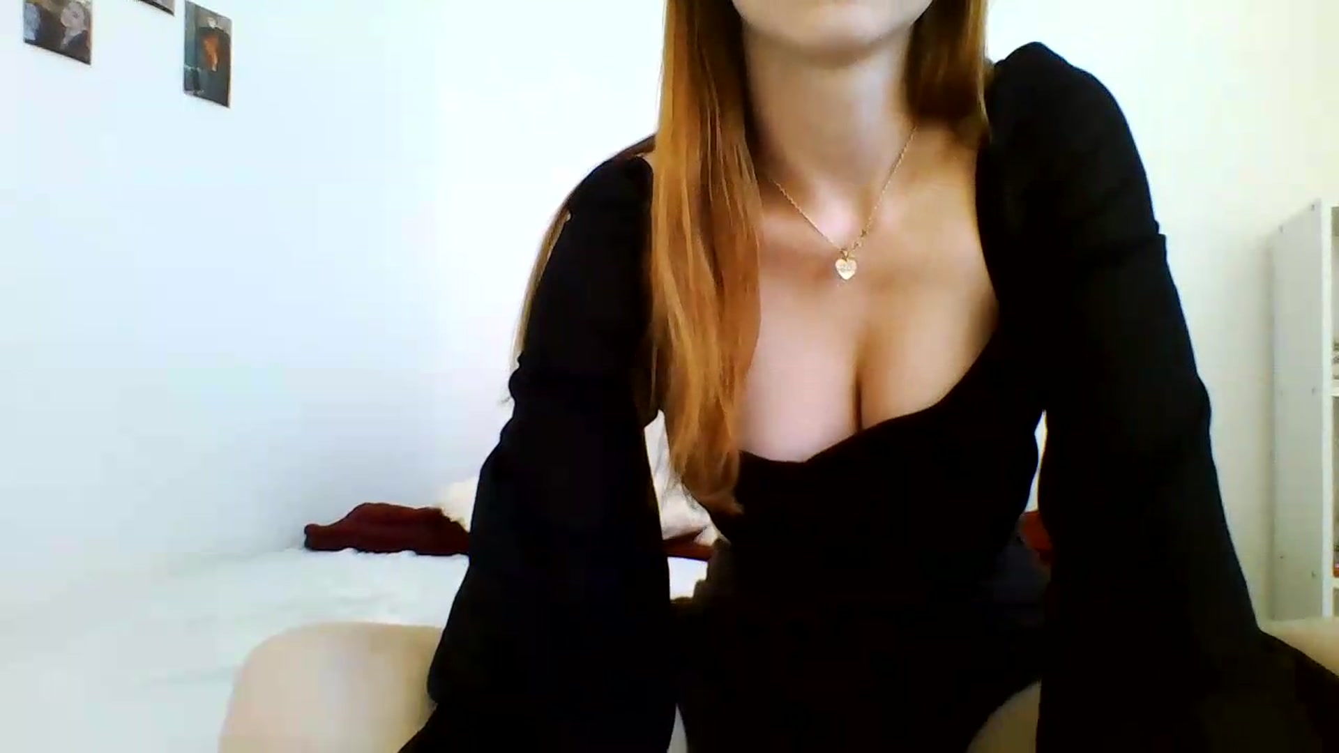 Gallery image thumbnail from RosalieNoir's myfreecams stream on, 07/11/2026, 09:05 image 2 of 20