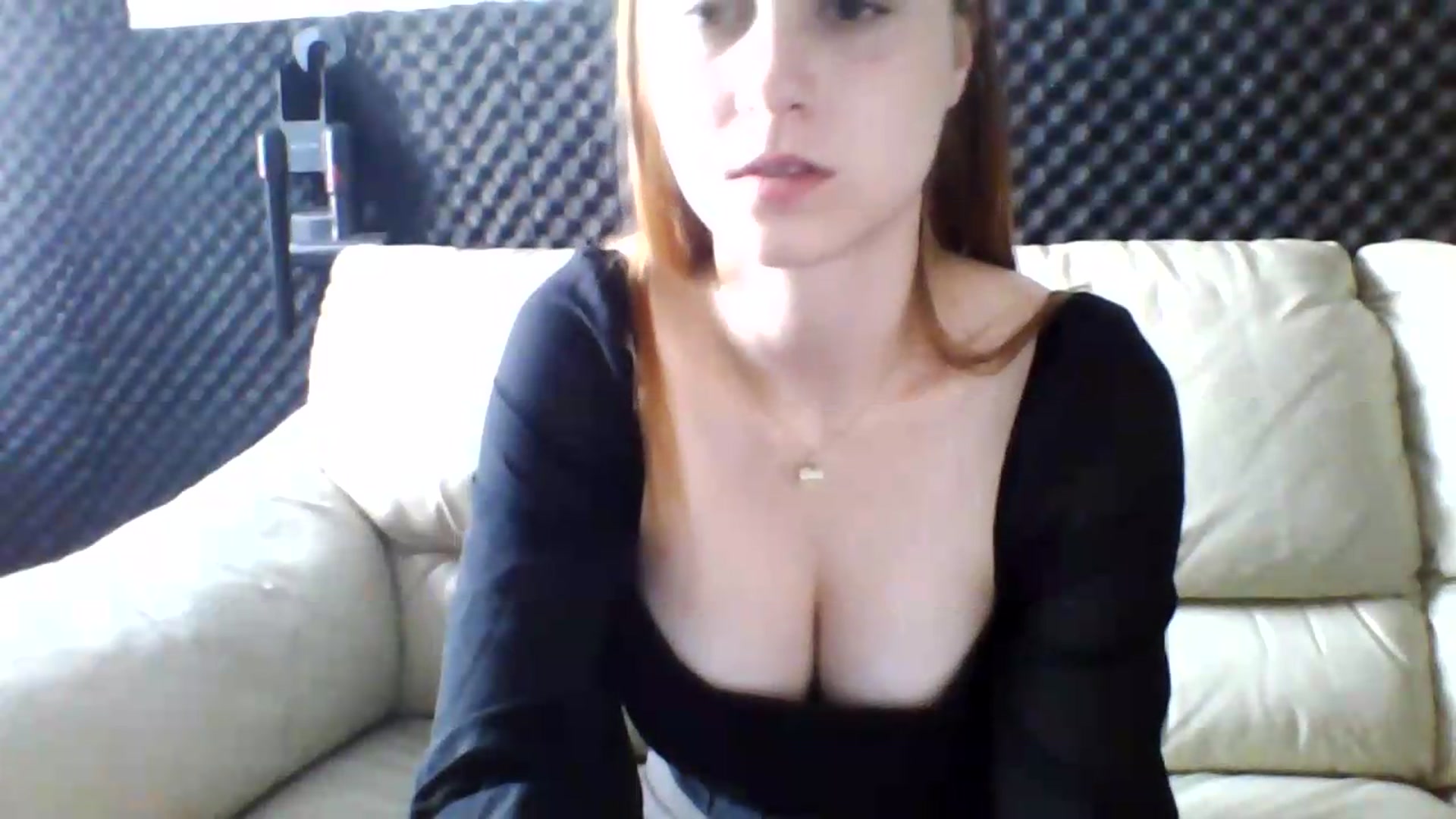 Gallery image thumbnail from RosalieNoir's myfreecams stream on, 07/12/2026, 08:55 image 6 of 20