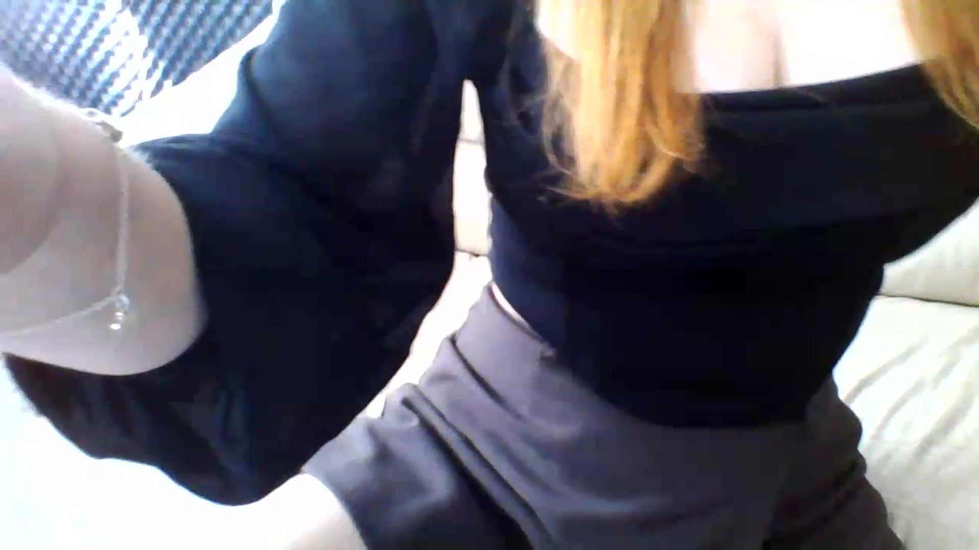 Gallery image thumbnail from RosalieNoir's myfreecams stream on, 07/12/2026, 13:39 image 15 of 20
