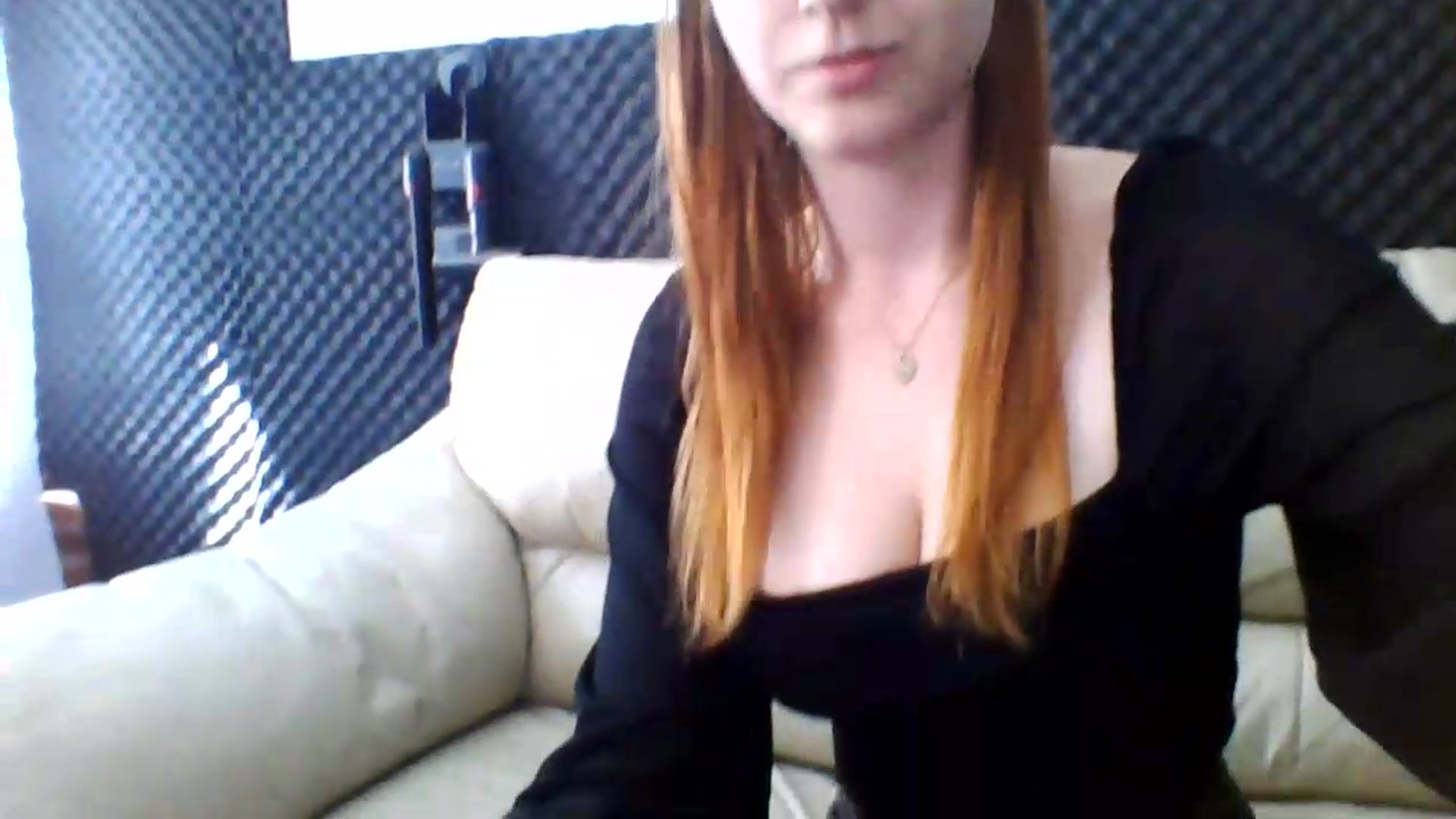 Gallery image thumbnail from RosalieNoir's myfreecams stream on, 07/12/2026, 13:39 image 14 of 20