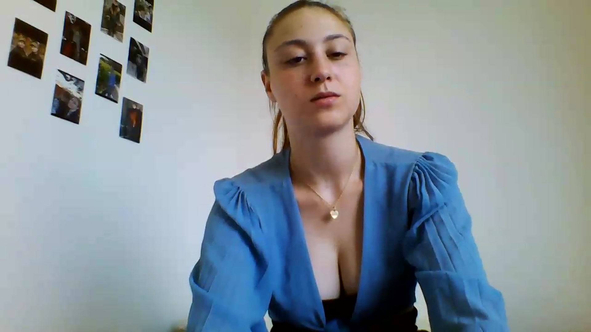 Gallery image thumbnail from RosalieNoir's myfreecams stream on, 07/15/2026, 17:01 image 2 of 20