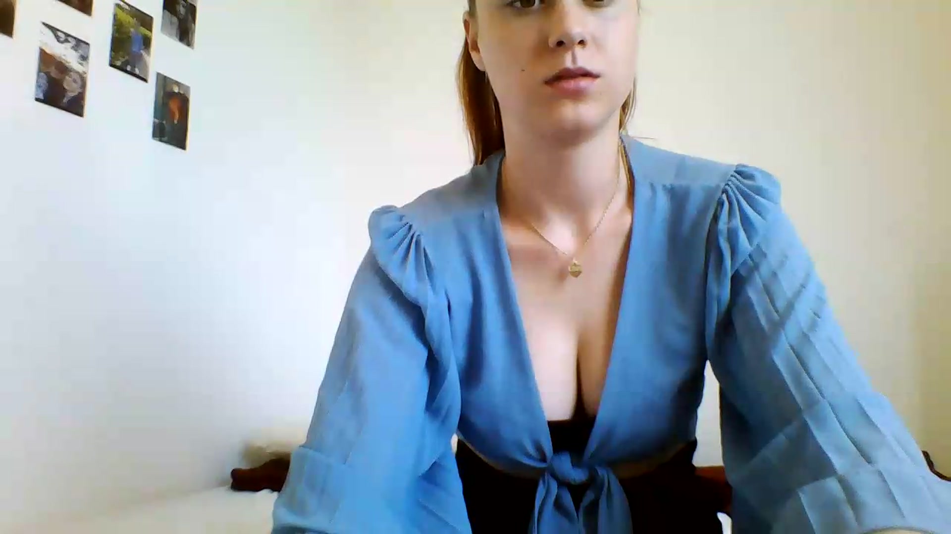Gallery image thumbnail from RosalieNoir's myfreecams stream on, 07/15/2026, 17:01 image 15 of 20