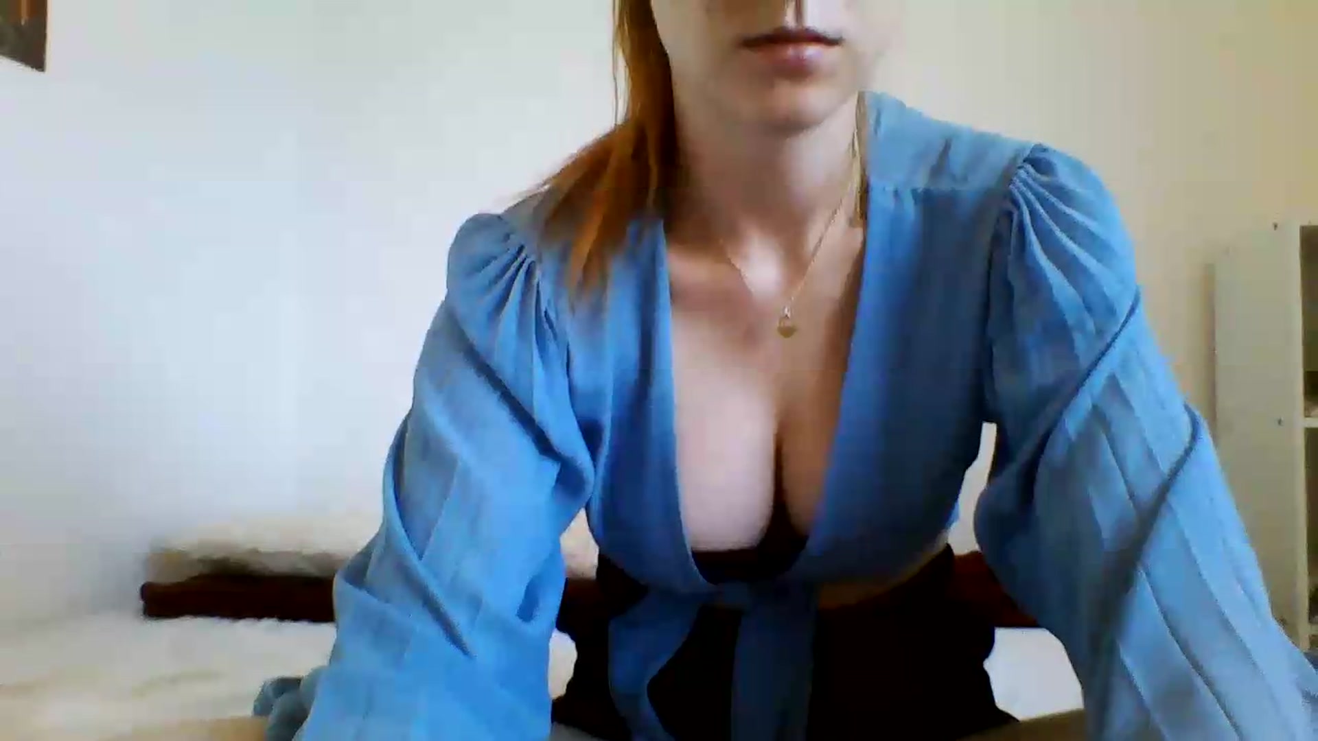 Gallery image thumbnail from RosalieNoir's myfreecams stream on, 07/15/2026, 18:19 image 18 of 20