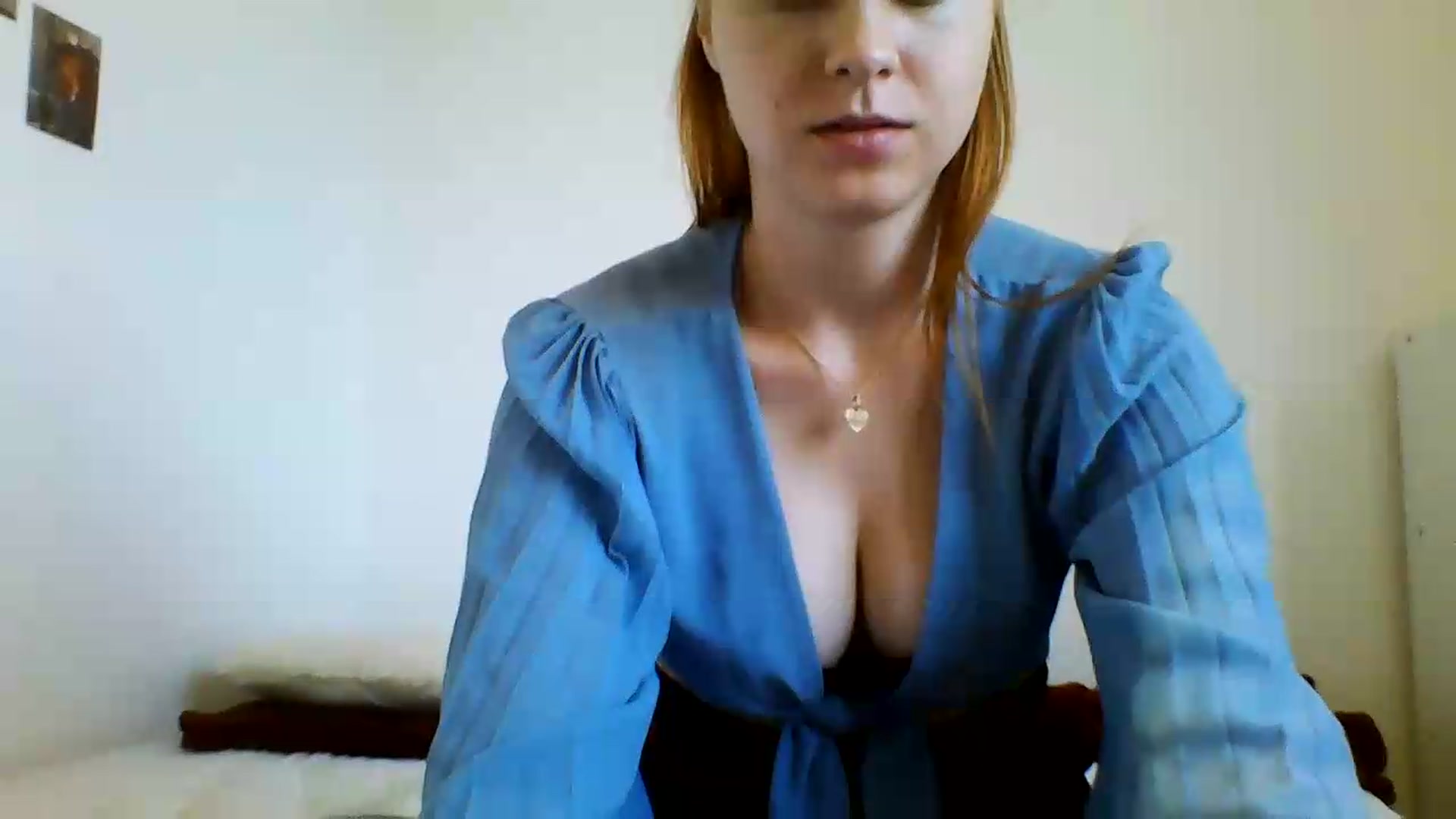 Gallery image thumbnail from RosalieNoir's myfreecams stream on, 07/15/2026, 18:19 image 4 of 20