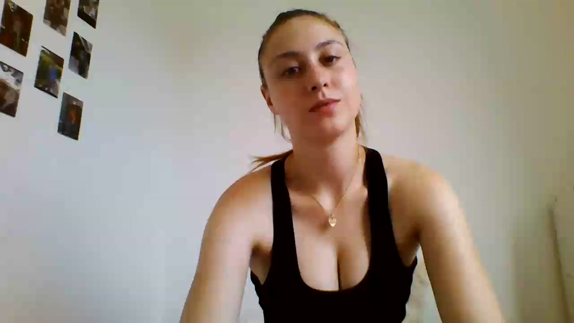 Gallery image thumbnail from RosalieNoir's myfreecams stream on, 07/16/2026, 15:52 image 8 of 20