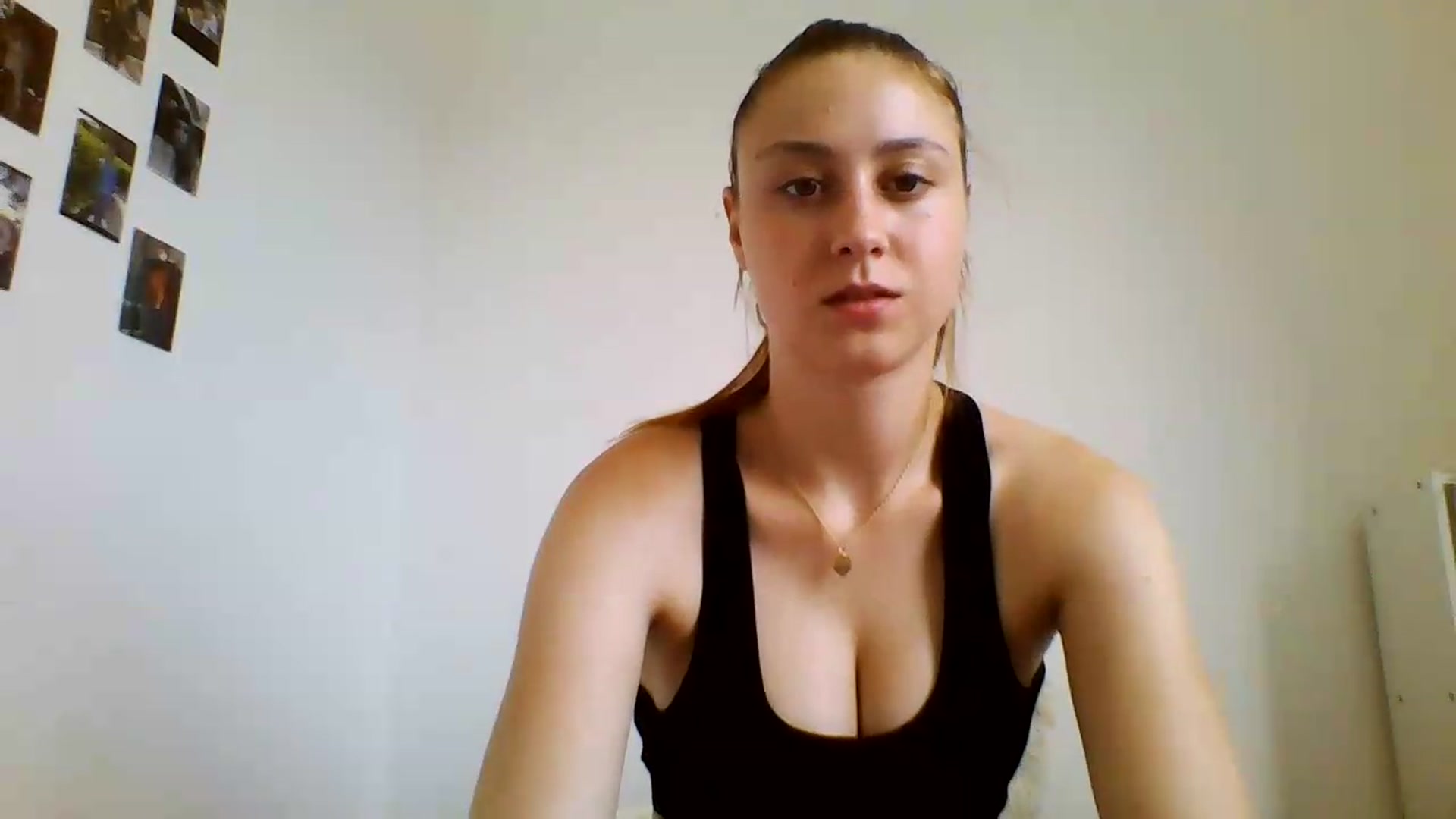 Gallery image thumbnail from RosalieNoir's myfreecams stream on, 07/16/2026, 15:52 image 4 of 20