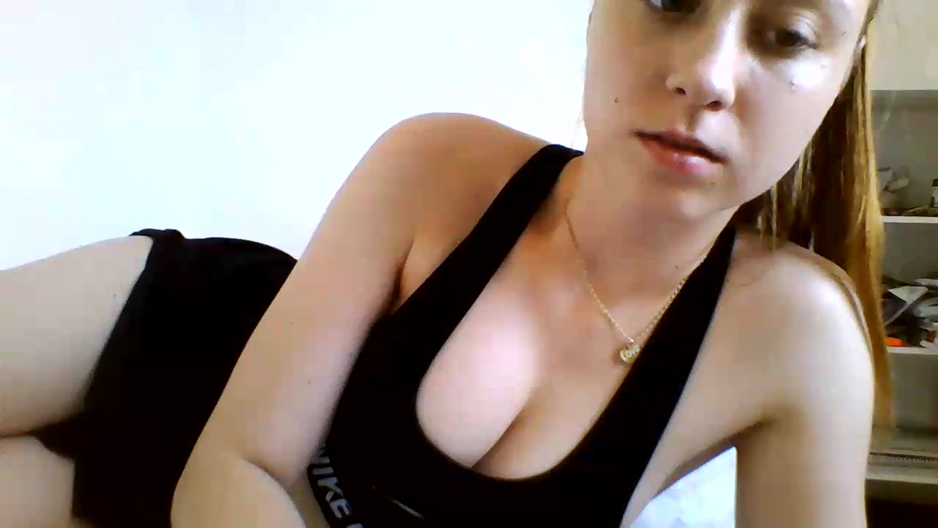 Gallery image thumbnail from RosalieNoir's myfreecams stream on, 07/16/2026, 17:02 image 16 of 20