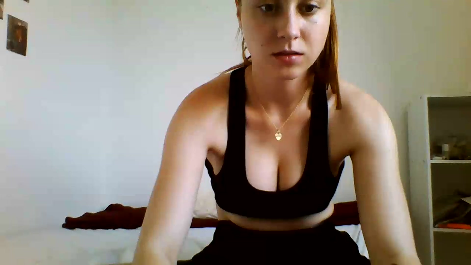 Gallery image thumbnail from RosalieNoir's myfreecams stream on, 07/16/2026, 18:32 image 2 of 20