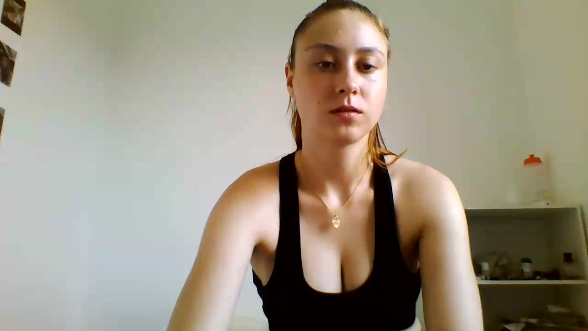 Gallery image thumbnail from RosalieNoir's myfreecams stream on, 07/16/2026, 18:32 image 6 of 20