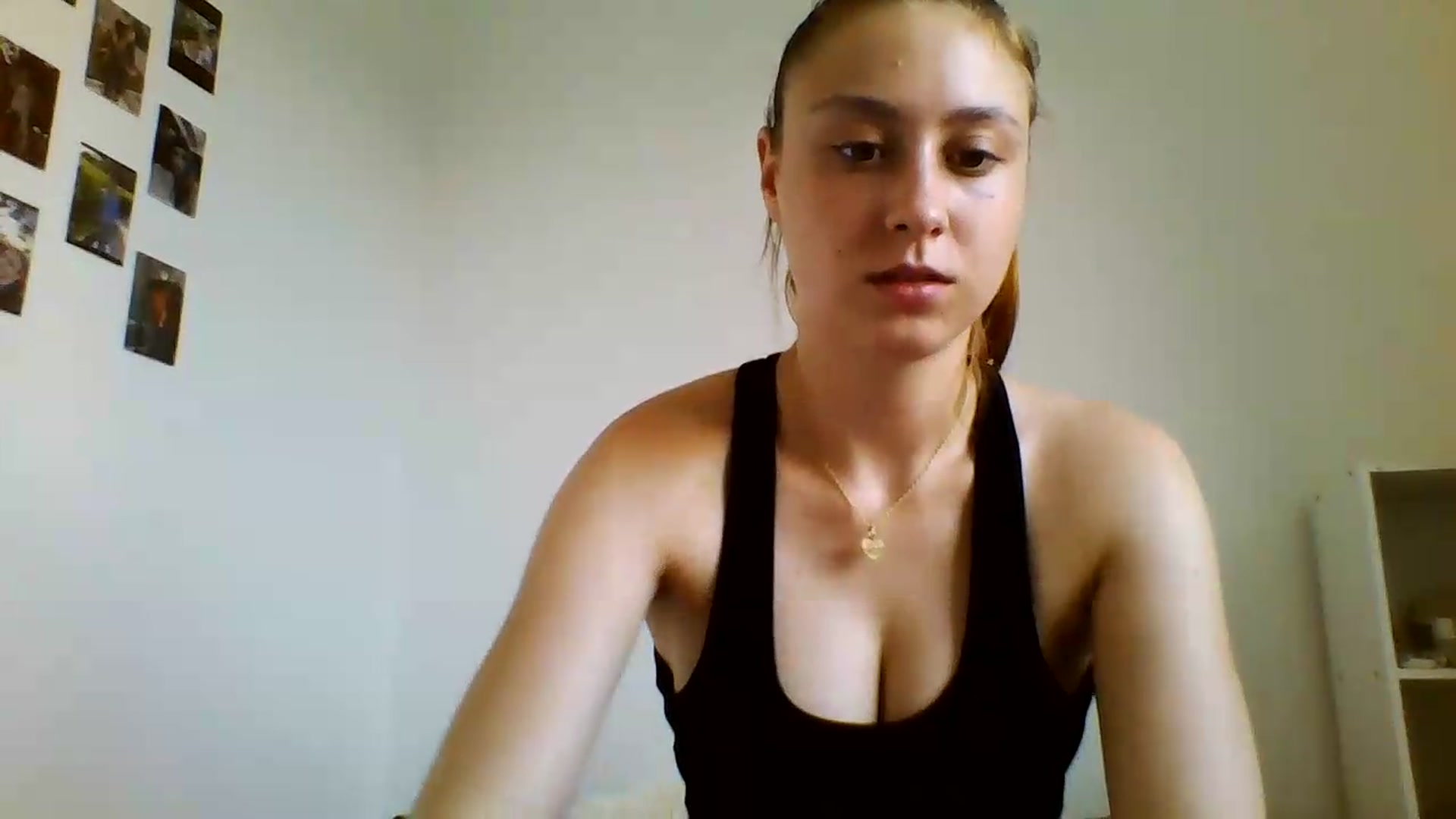 Gallery image thumbnail from RosalieNoir's myfreecams stream on, 07/16/2026, 18:32 image 10 of 20