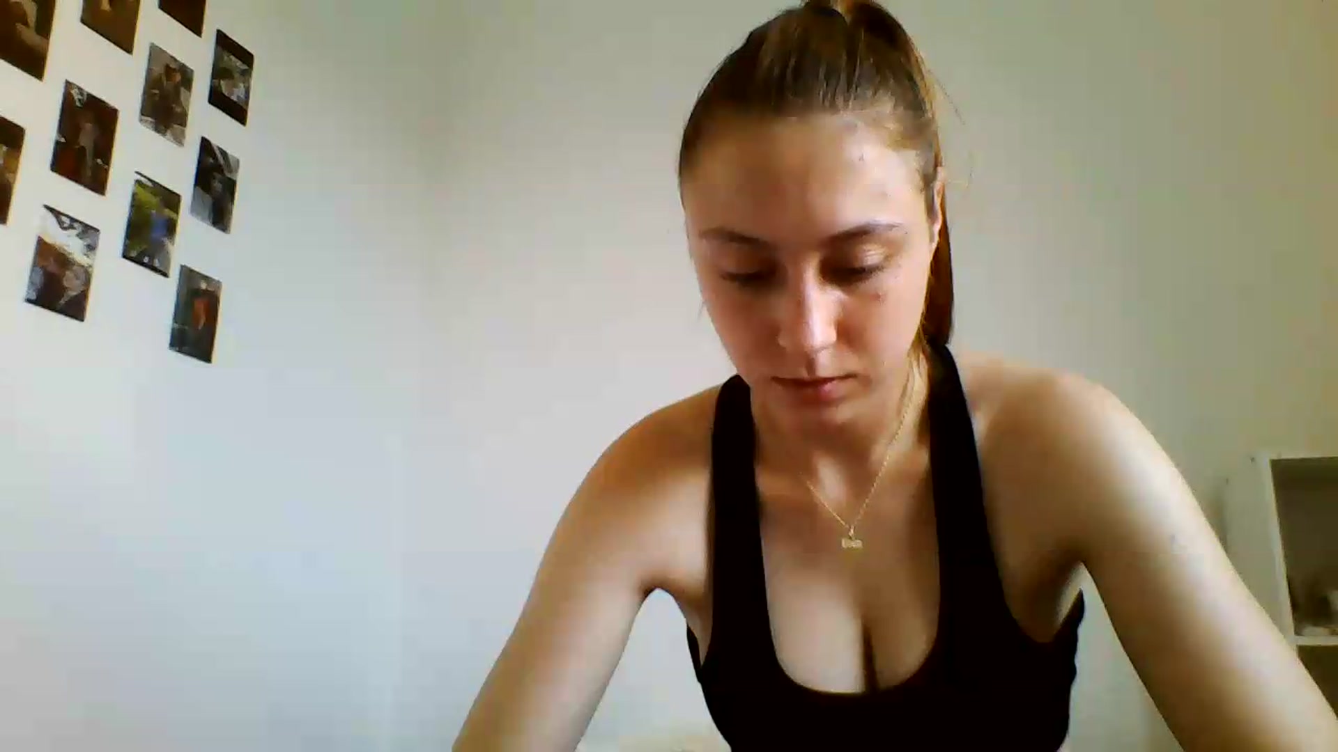 Gallery image thumbnail from RosalieNoir's myfreecams stream on, 07/16/2026, 18:32 image 8 of 20
