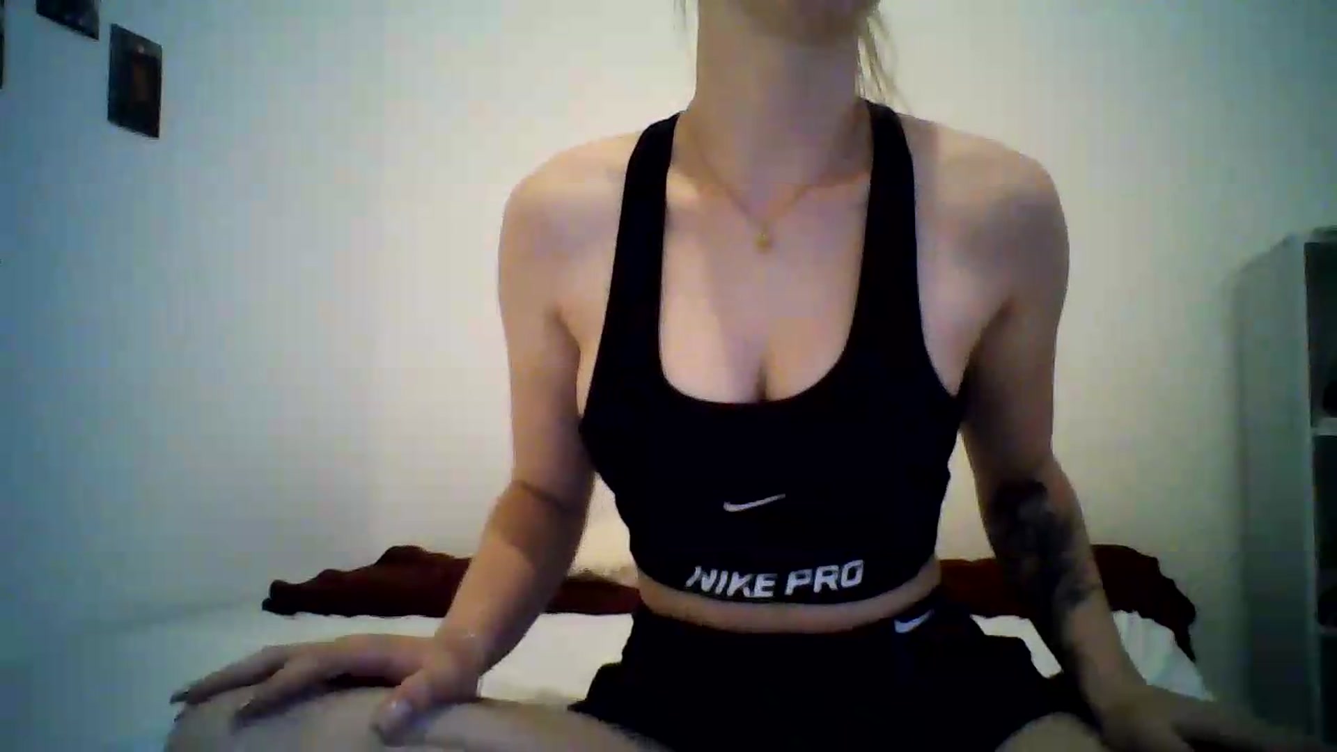 Gallery image thumbnail from RosalieNoir's myfreecams stream on, 07/16/2026, 20:17 image 2 of 20