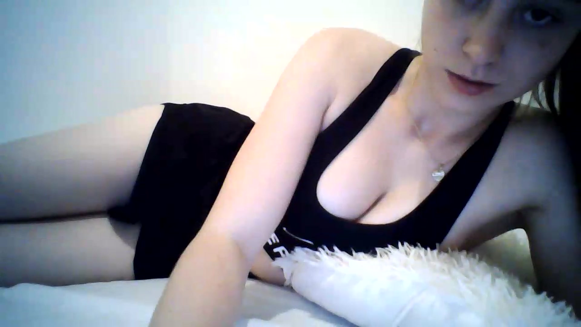 Gallery image thumbnail from RosalieNoir's myfreecams stream on, 07/16/2026, 21:05 image 12 of 20