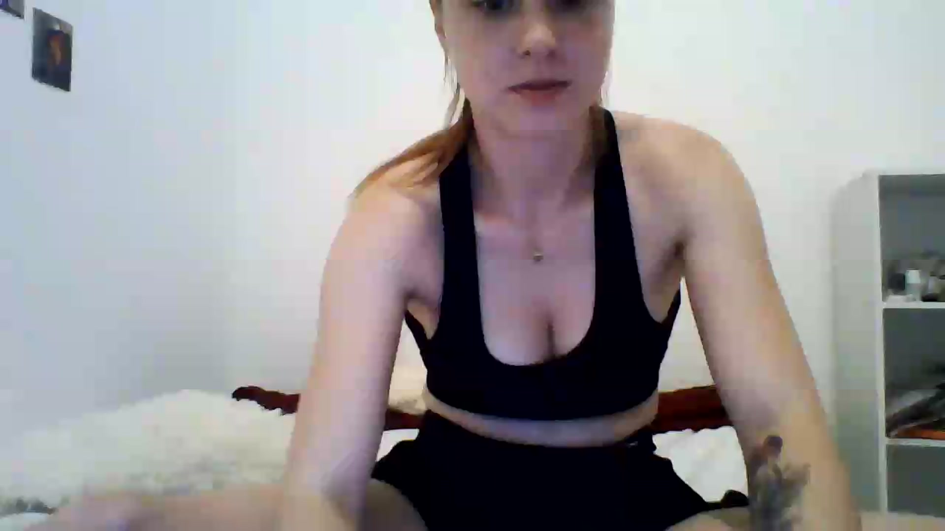Gallery image thumbnail from RosalieNoir's myfreecams stream on, 07/16/2026, 21:05 image 1 of 20