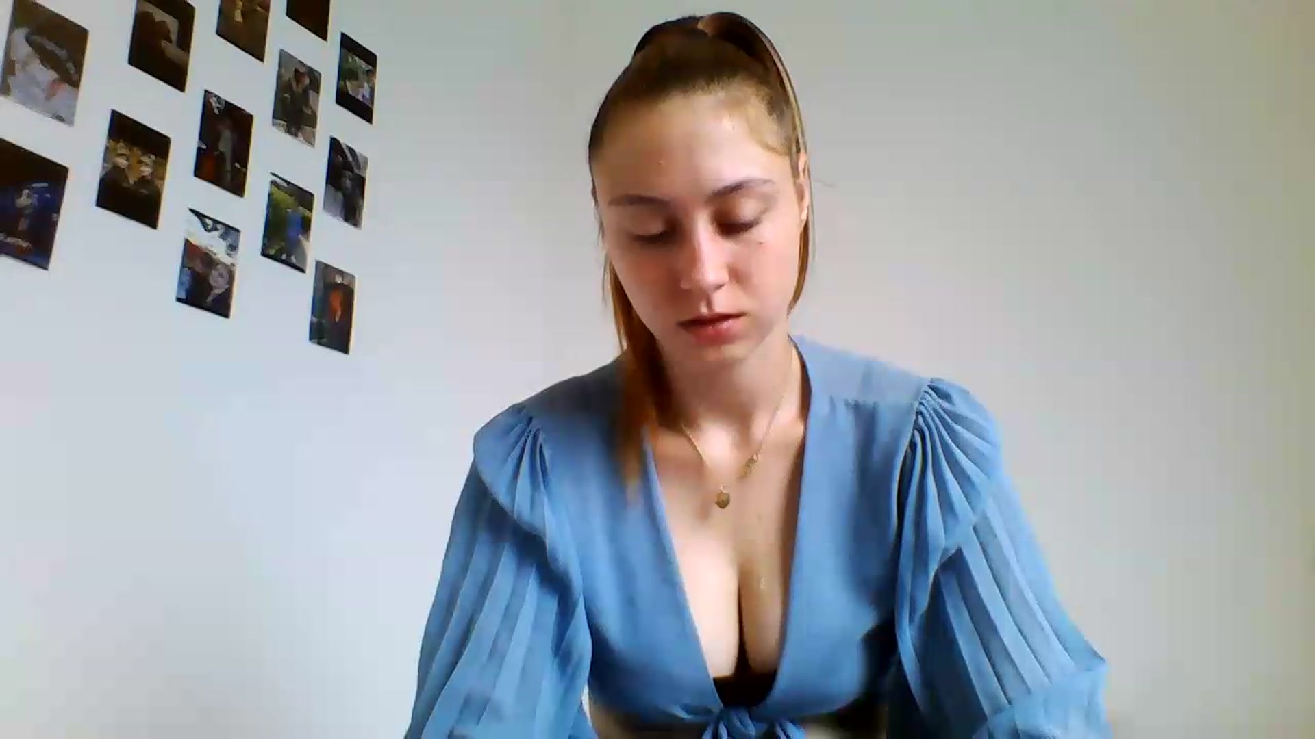 Gallery image thumbnail from RosalieNoir's myfreecams stream on, 07/18/2026, 12:57 image 4 of 20