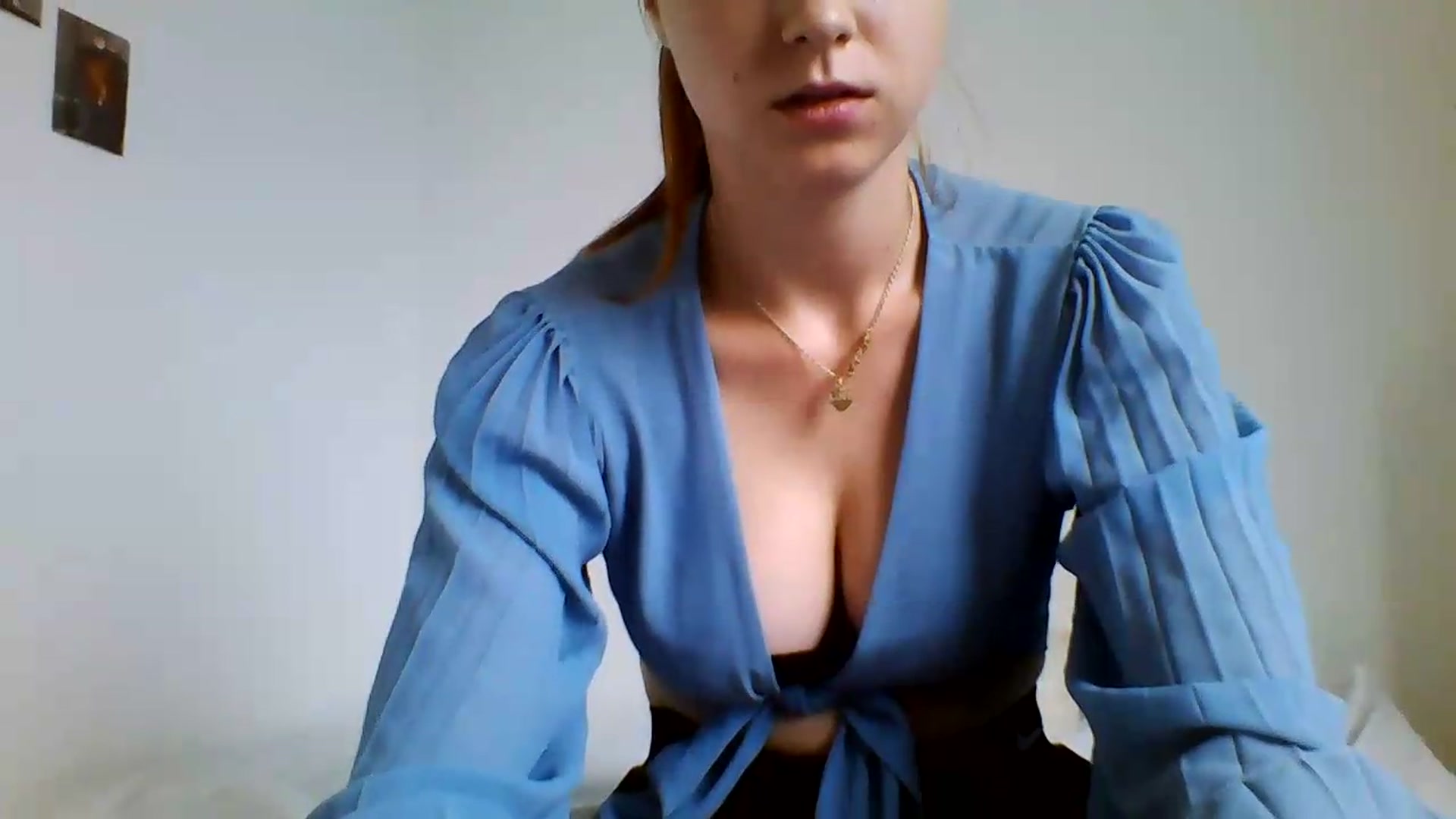 Gallery image thumbnail from RosalieNoir's myfreecams stream on, 07/18/2026, 15:35 image 4 of 20