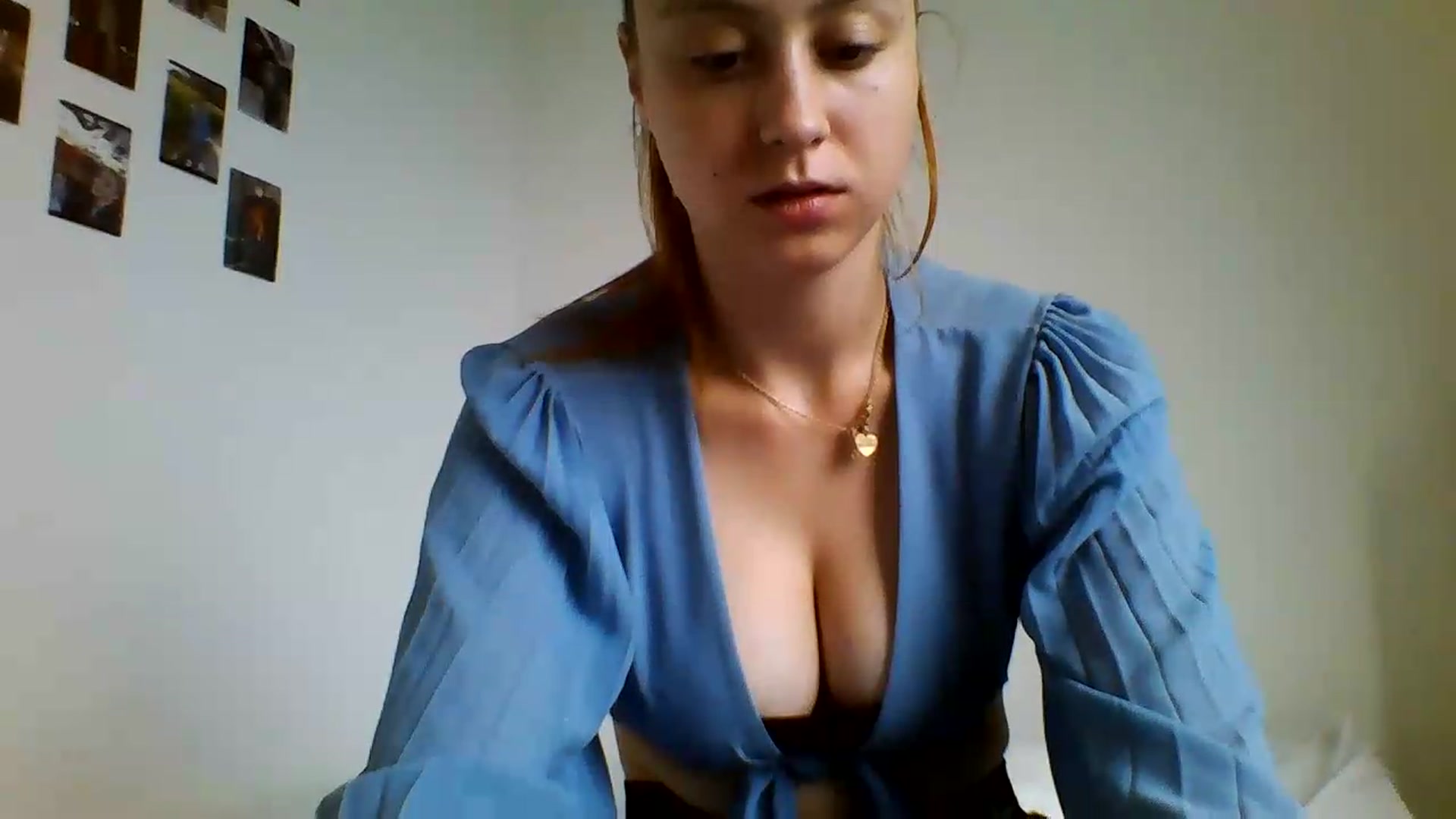 Gallery image thumbnail from RosalieNoir's myfreecams stream on, 07/18/2026, 16:01 image 7 of 20