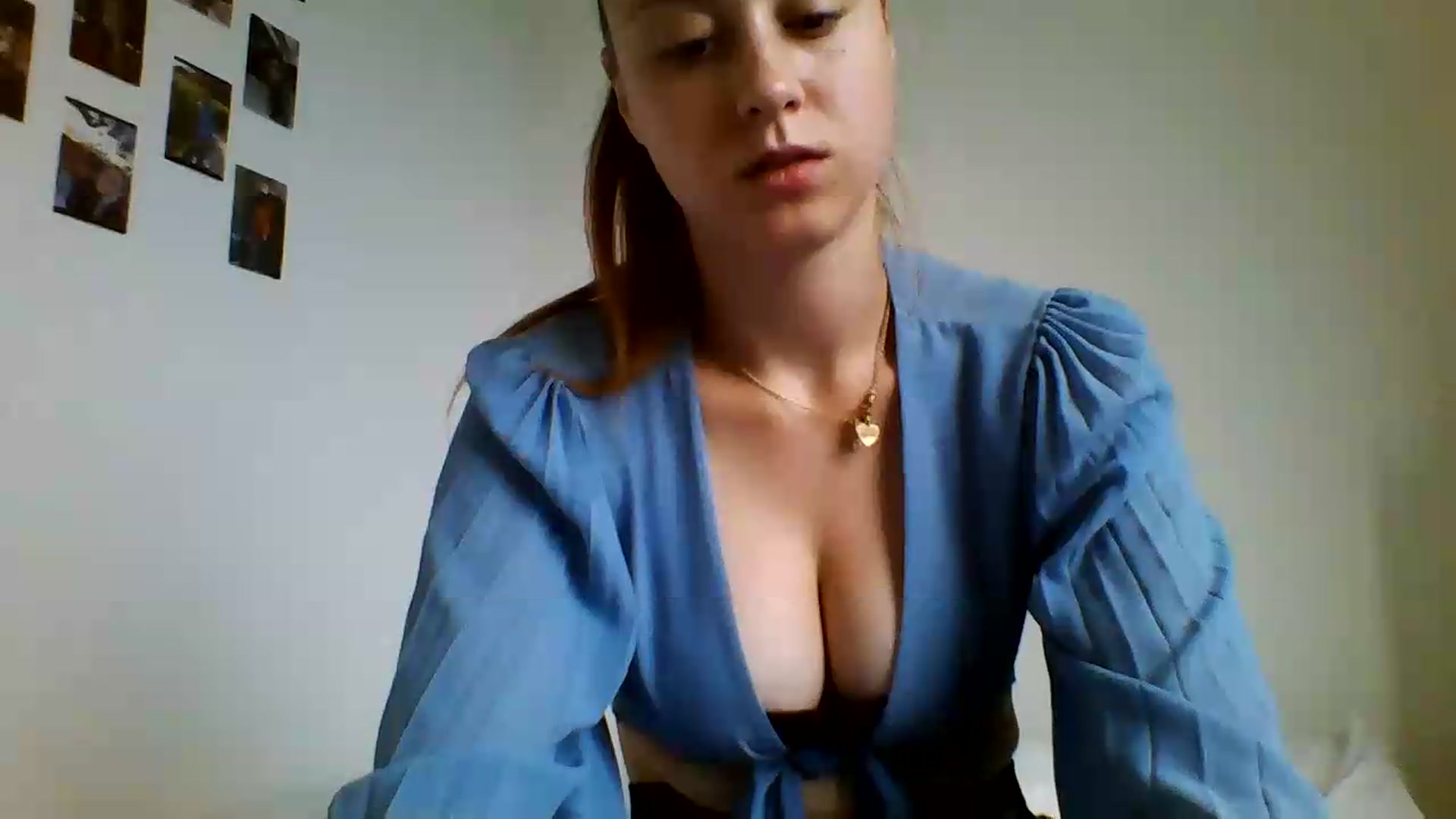 Gallery image thumbnail from RosalieNoir's myfreecams stream on, 07/18/2026, 16:01 image 9 of 20