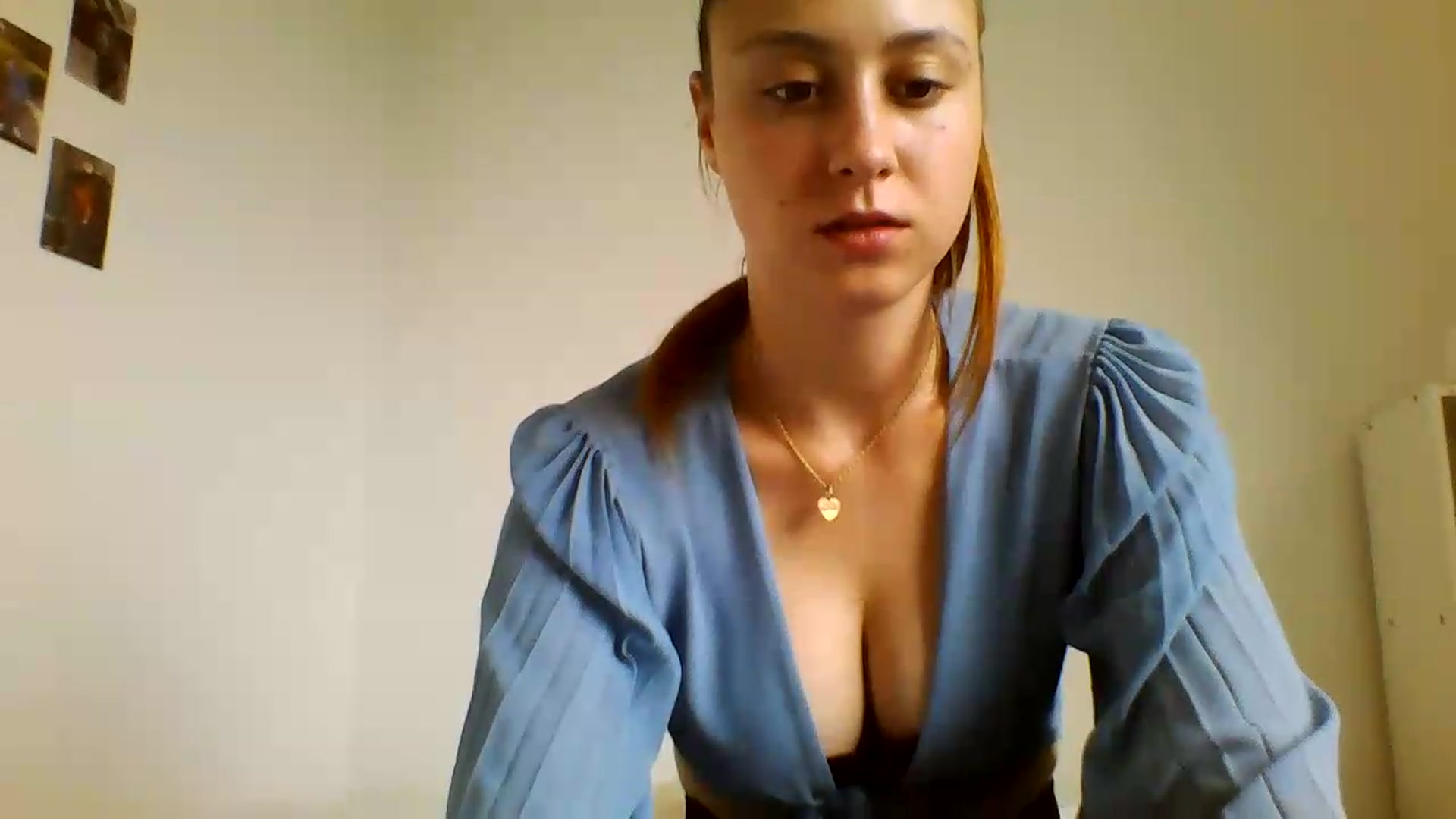 Gallery image thumbnail from RosalieNoir's myfreecams stream on, 07/18/2026, 17:33 image 8 of 20