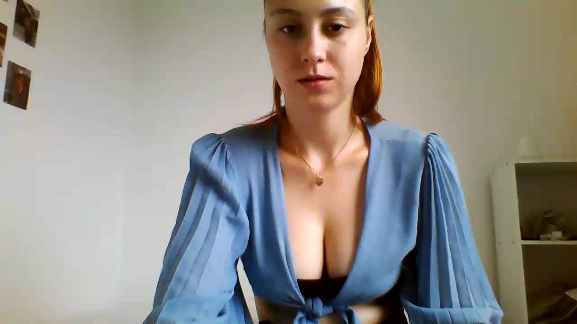 Gallery image thumbnail from RosalieNoir's myfreecams stream on, 07/18/2026, 17:33 image 15 of 20