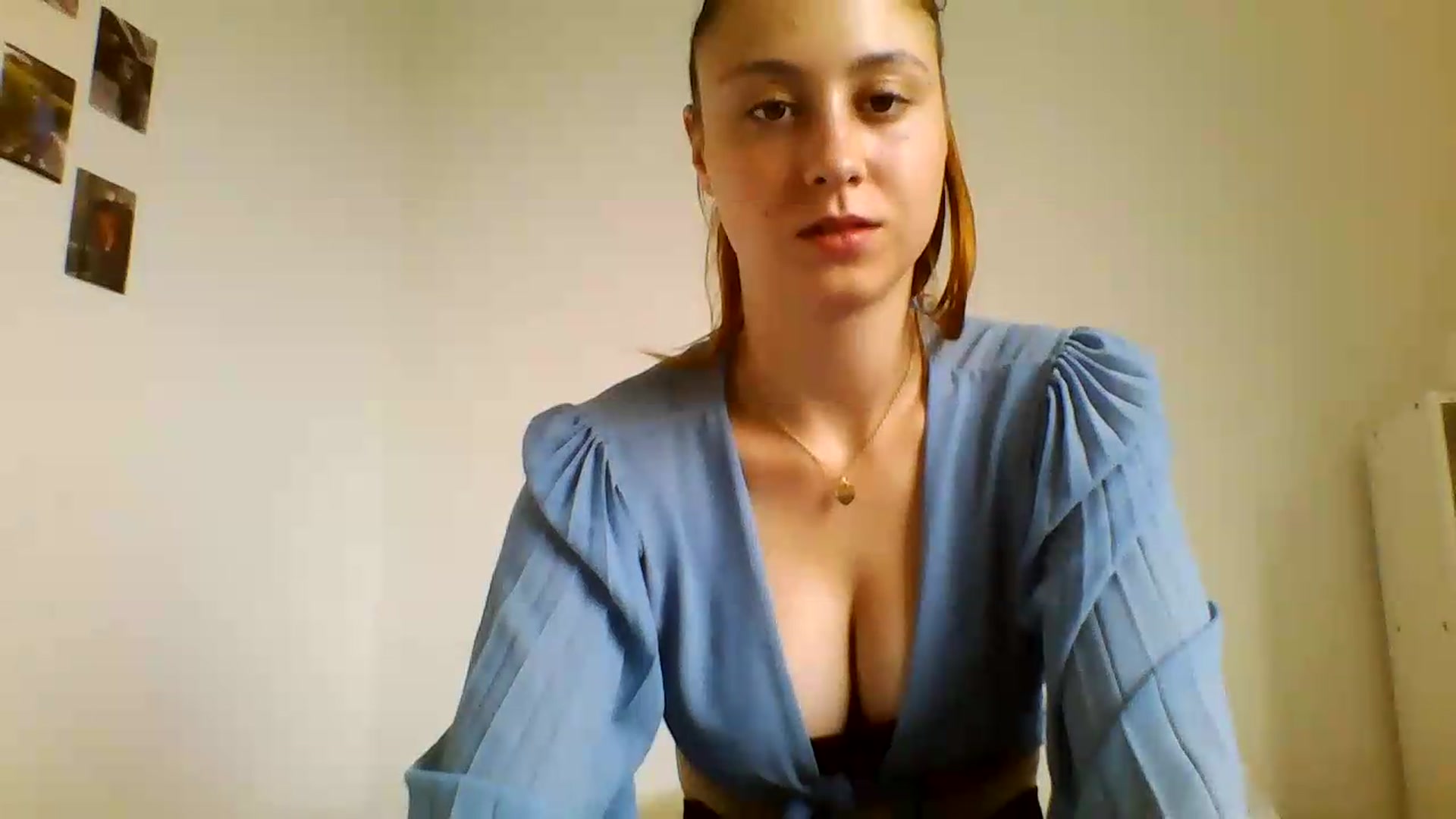 Gallery image thumbnail from RosalieNoir's myfreecams stream on, 07/18/2026, 17:33 image 5 of 20
